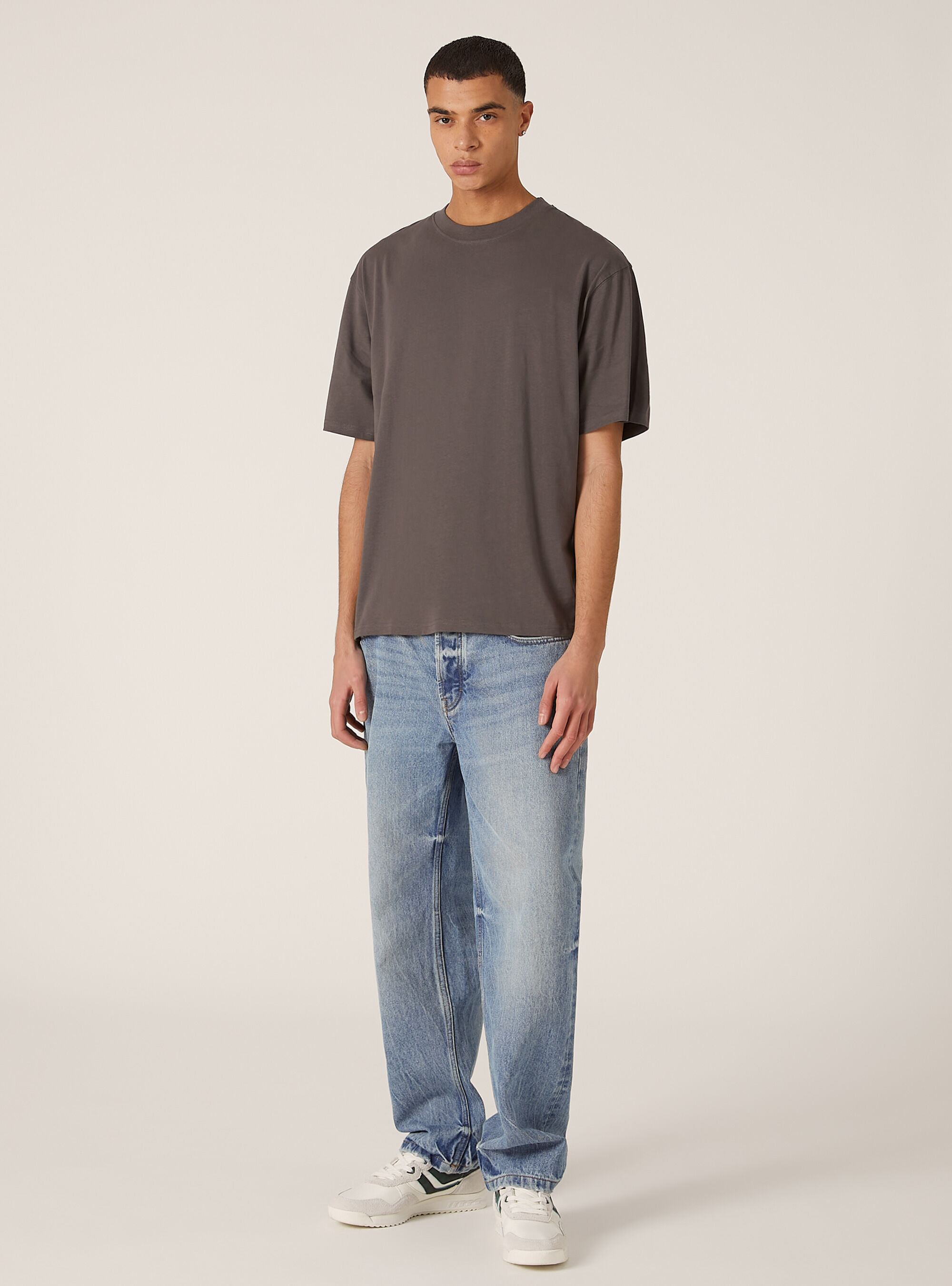 T-shirt coupe carr&eacute;e en coton