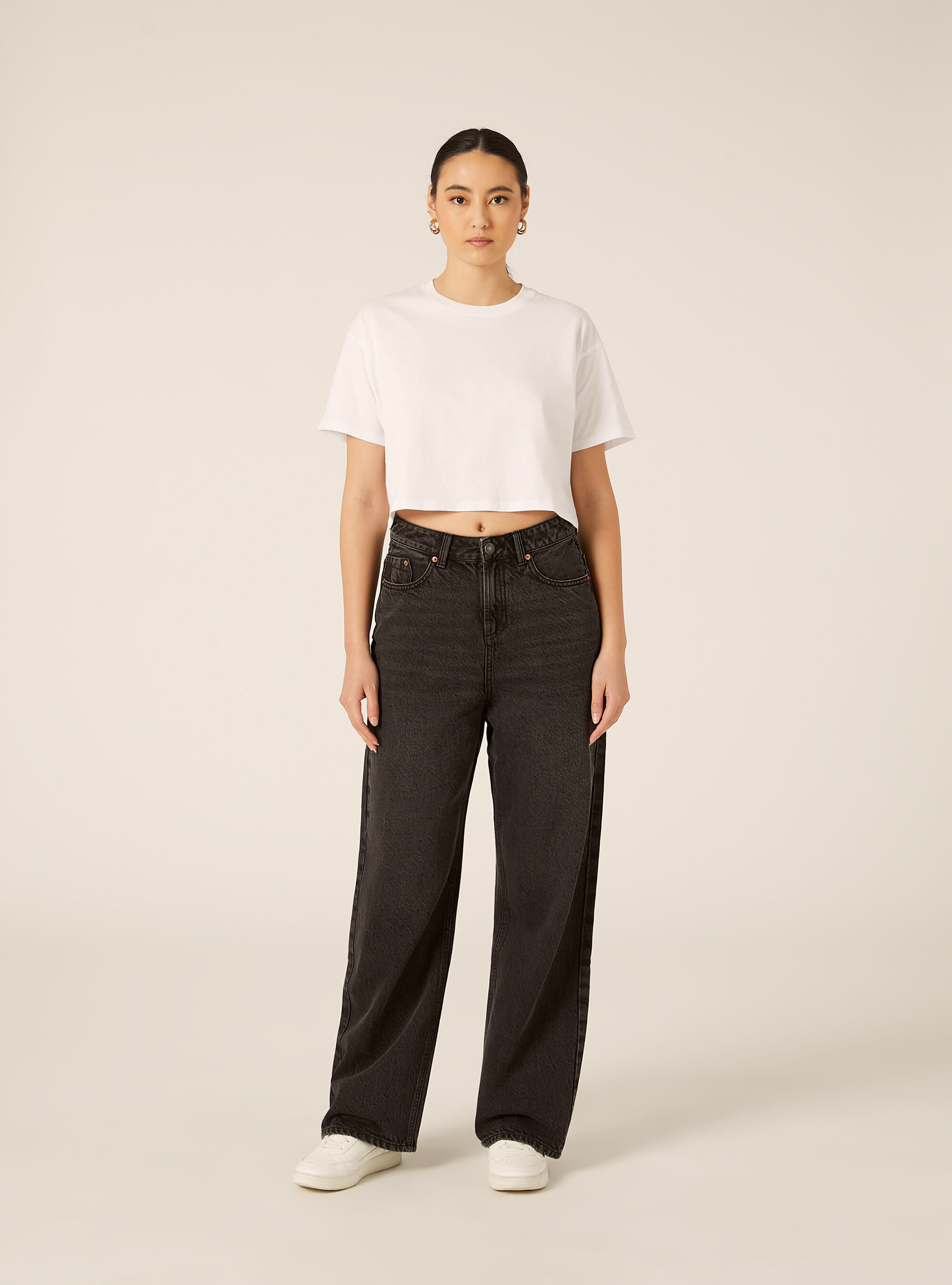 Wide leg jeans
