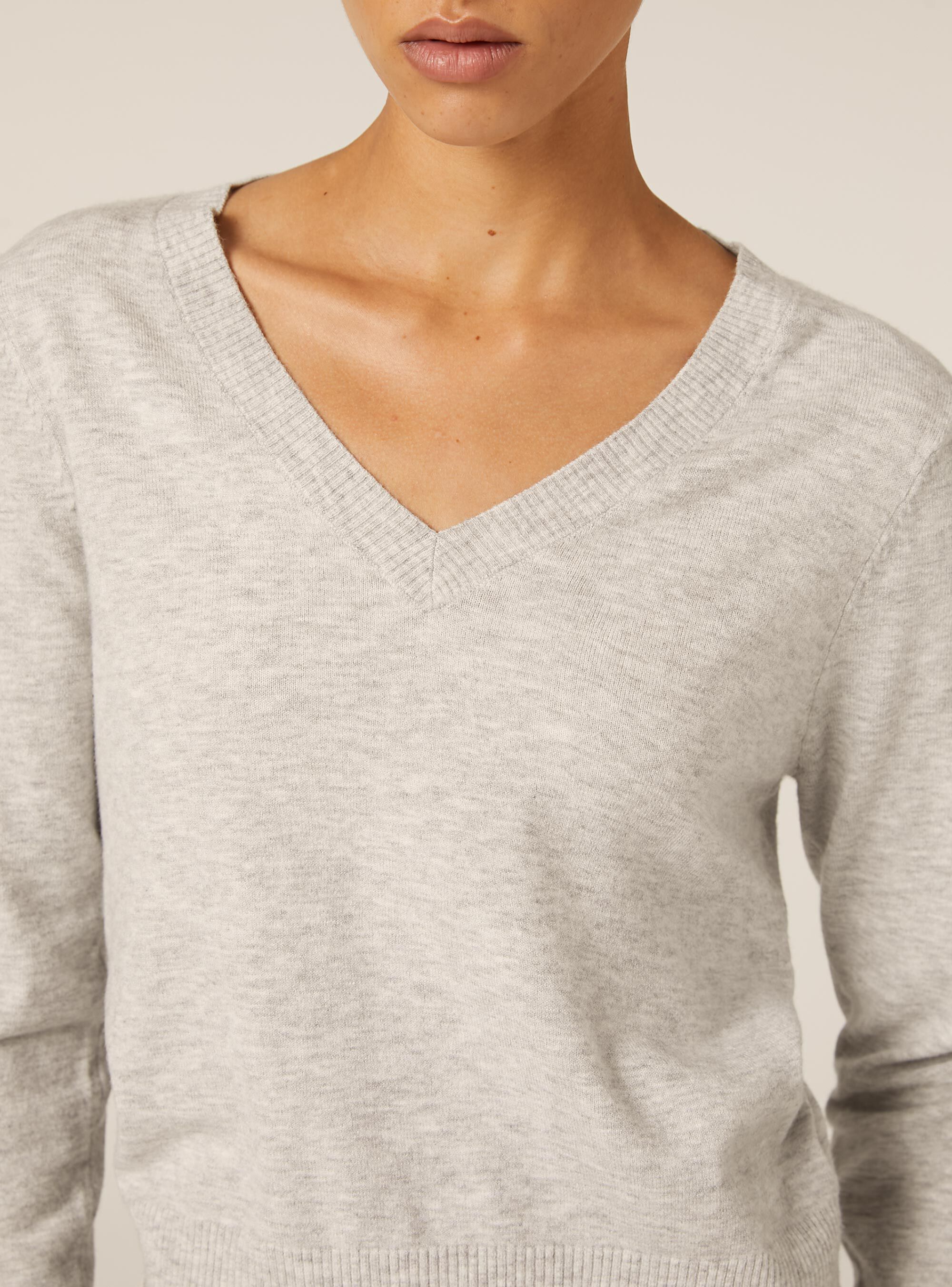 Pull &agrave; col en V coupe boxy, MGY2 GREY MEL MEDIUM