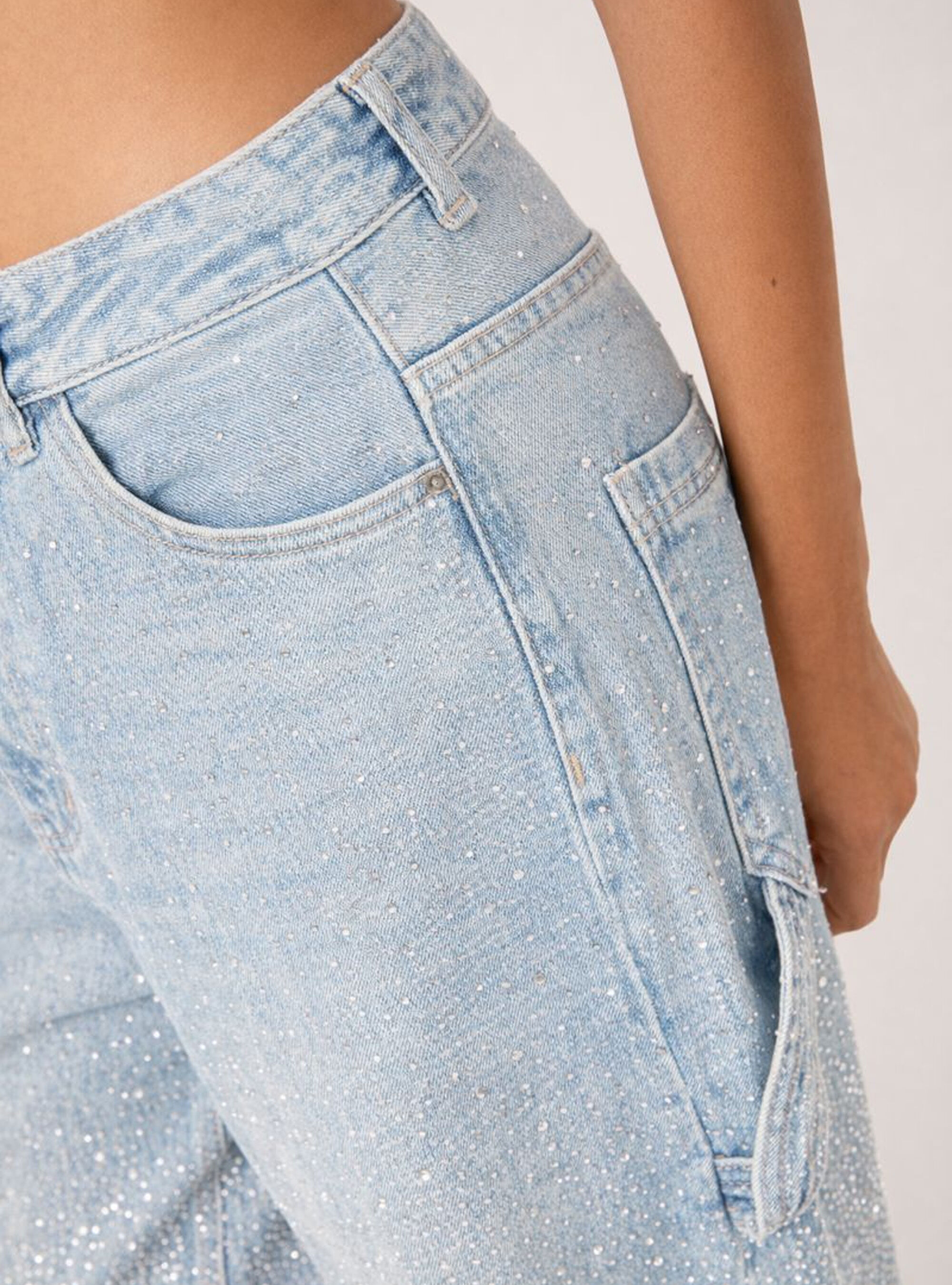 Vaqueros baggy carpenter con pedrer&iacute;a, D006 AZURE