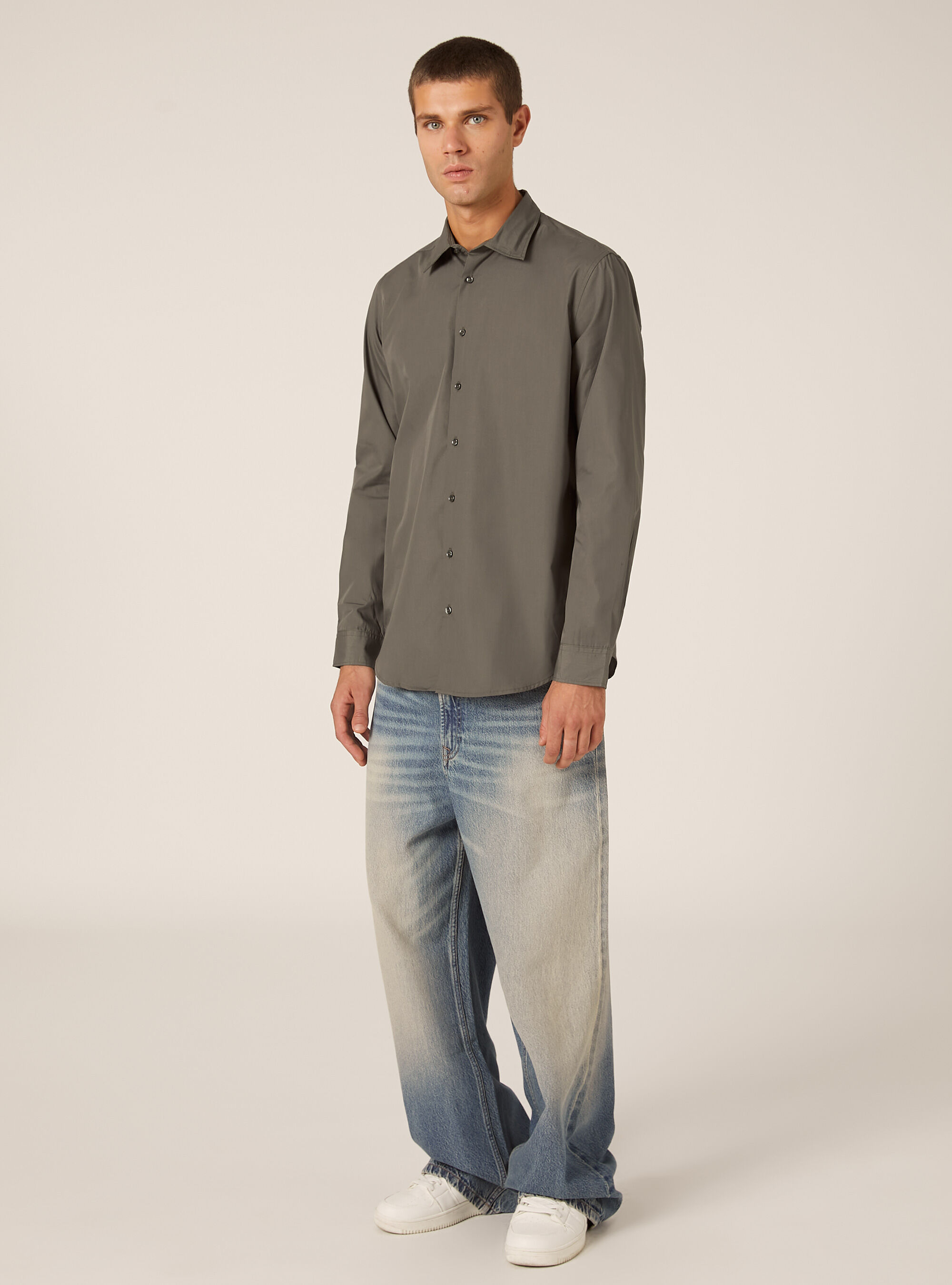 Chemise &agrave; manches longues unie