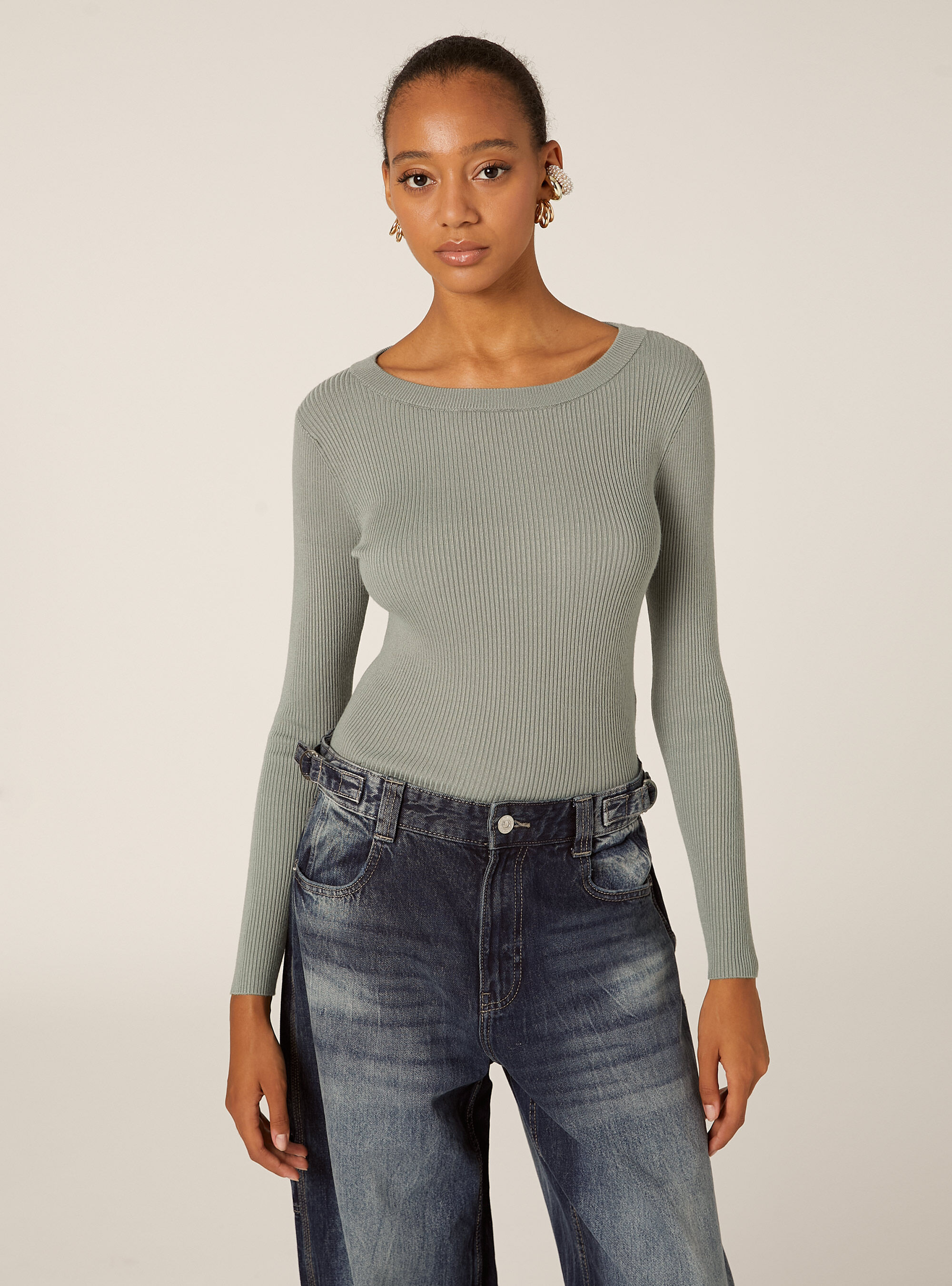 Pull l&eacute;ger &agrave; cotes