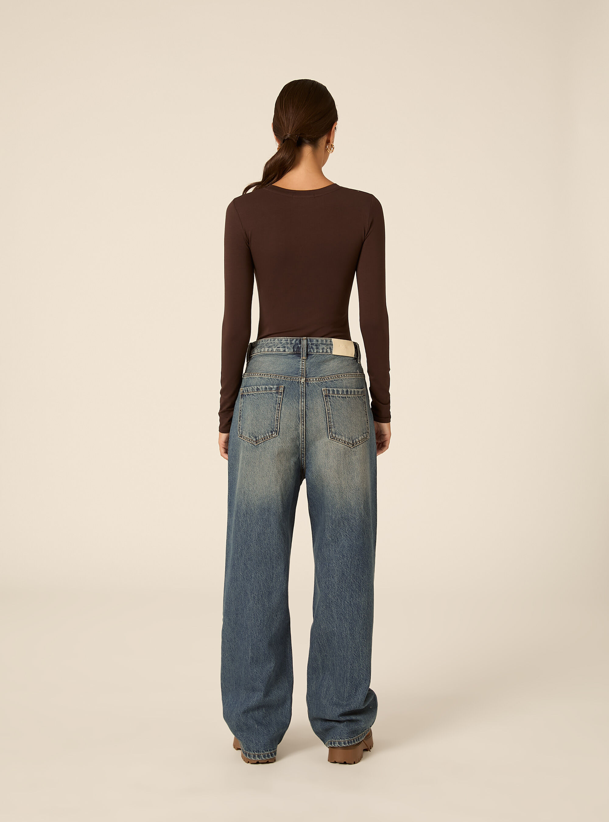 Long Sleeve Crew Neck Body, BR1 BROWN DARK