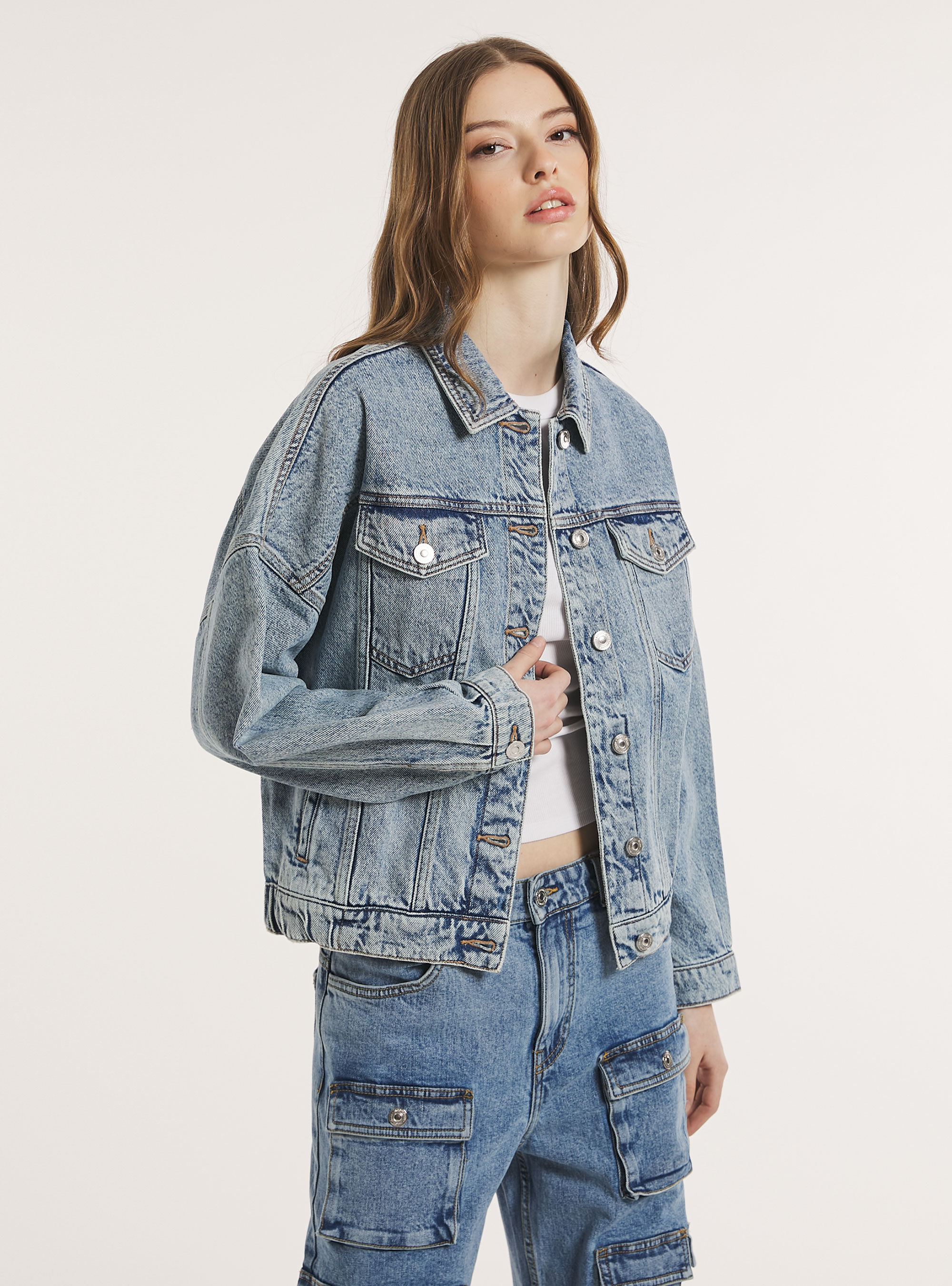 Veste en jean avec taille &eacute;lastiquee