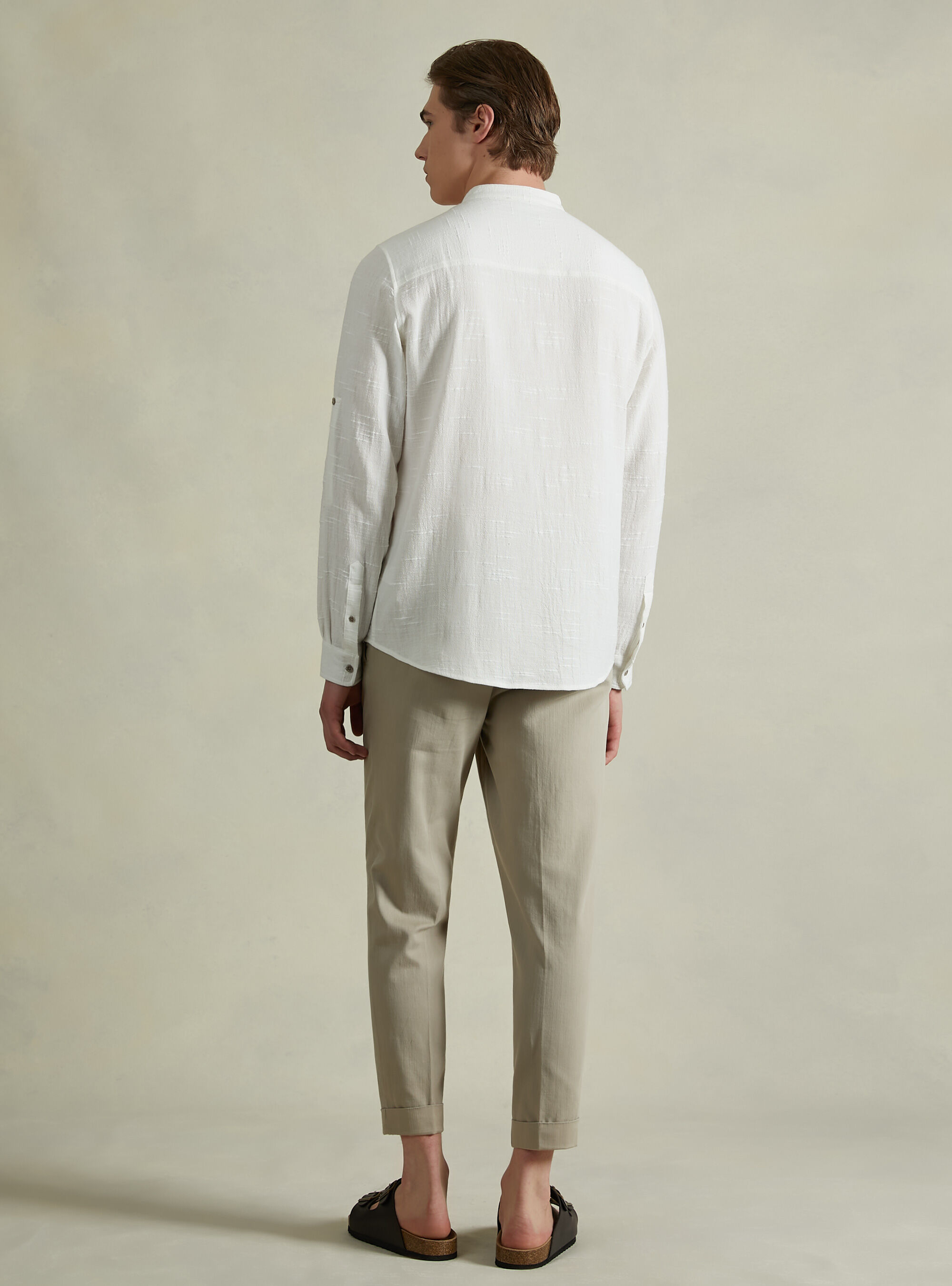 Pantalon chino en lin m&eacute;lang&eacute; avec pinces, BG2 BEIGE MEDIUM