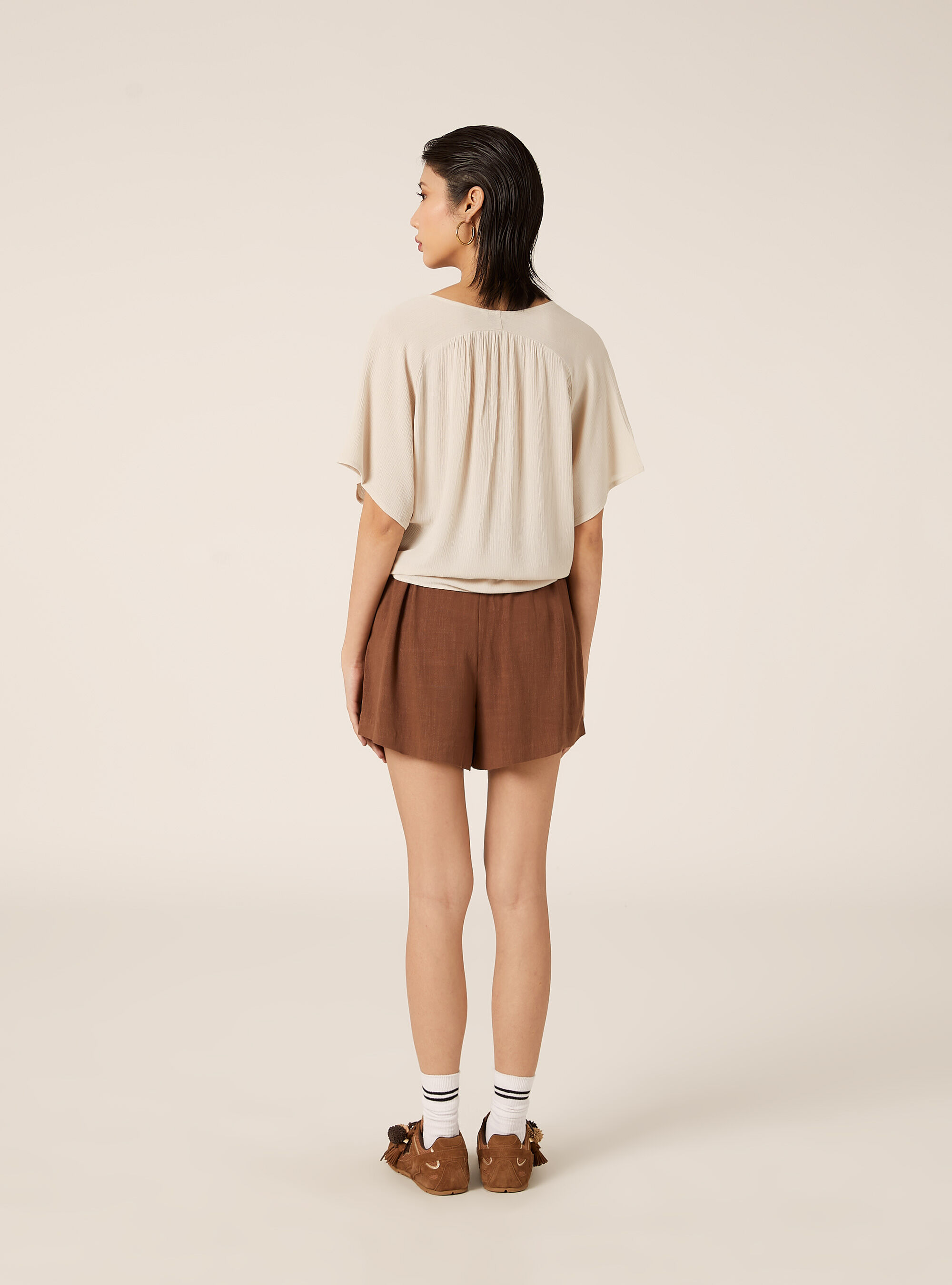 Solid color V-neck shirt with tie-waist, BG3 BEIGE LIGHT