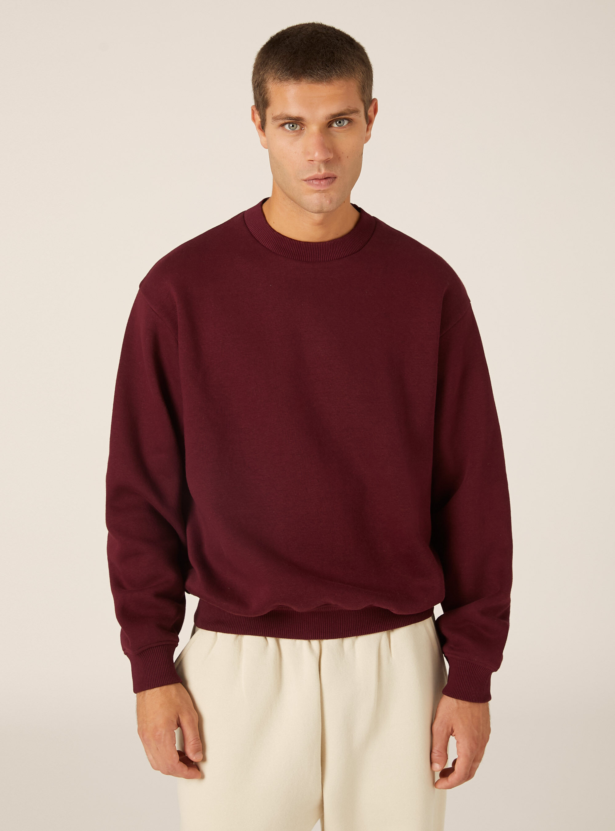 Sweat-shirt &agrave; col rond et coupe carr&eacute;e, BO1 BORDEAUX DARK