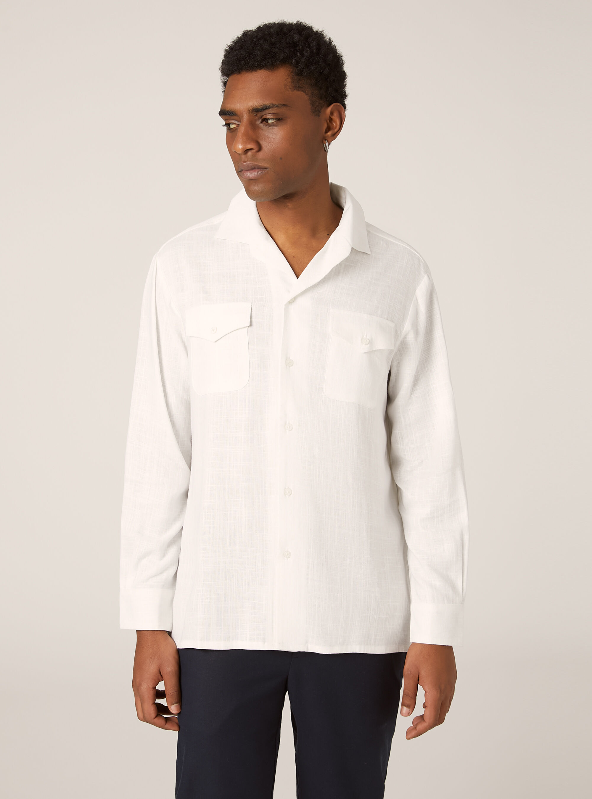 Chemise en lin avec poches