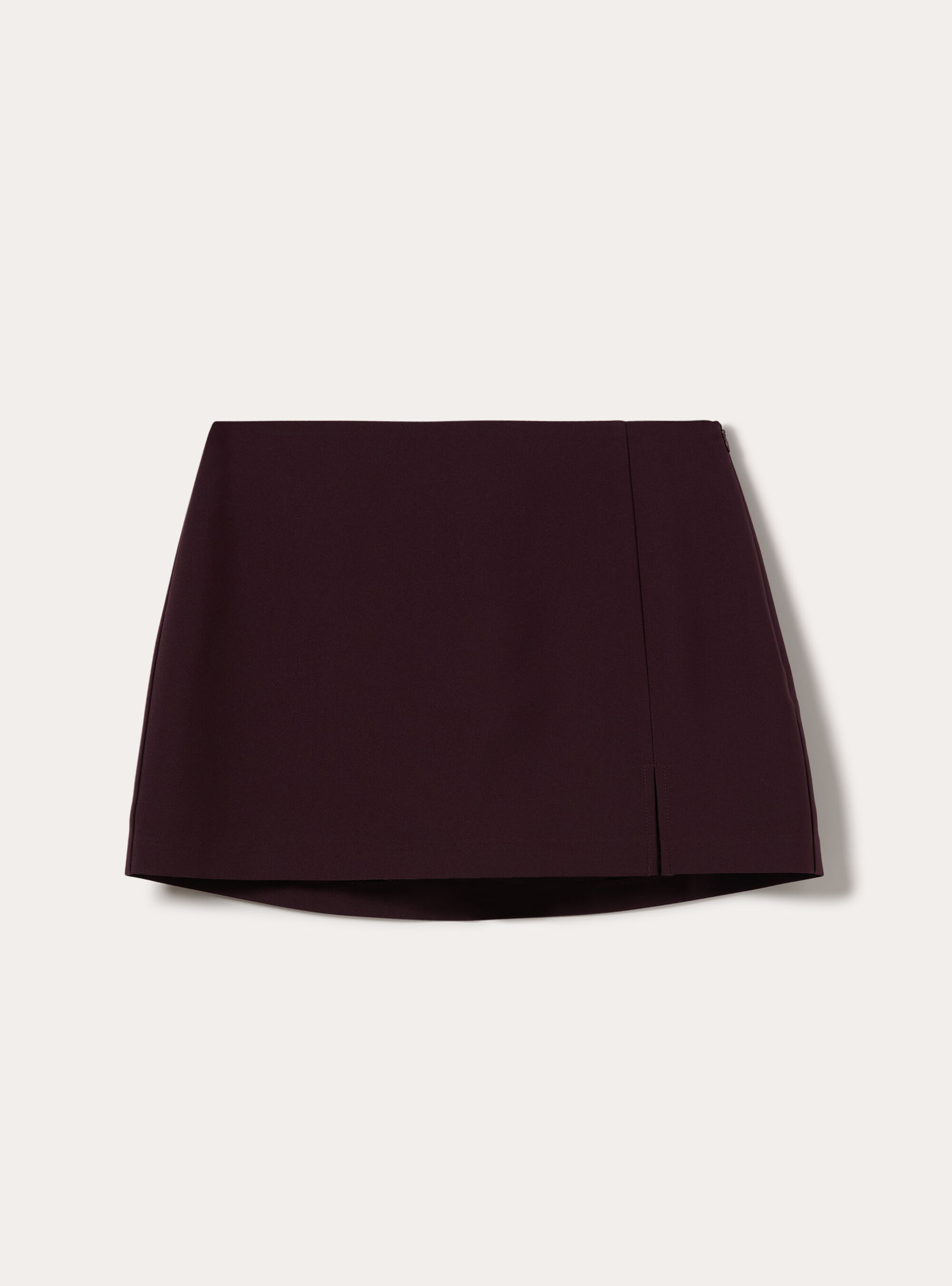 Jupe-short portefeuille avec fente lat&eacute;rale, BO1 BORDEAUX DARK