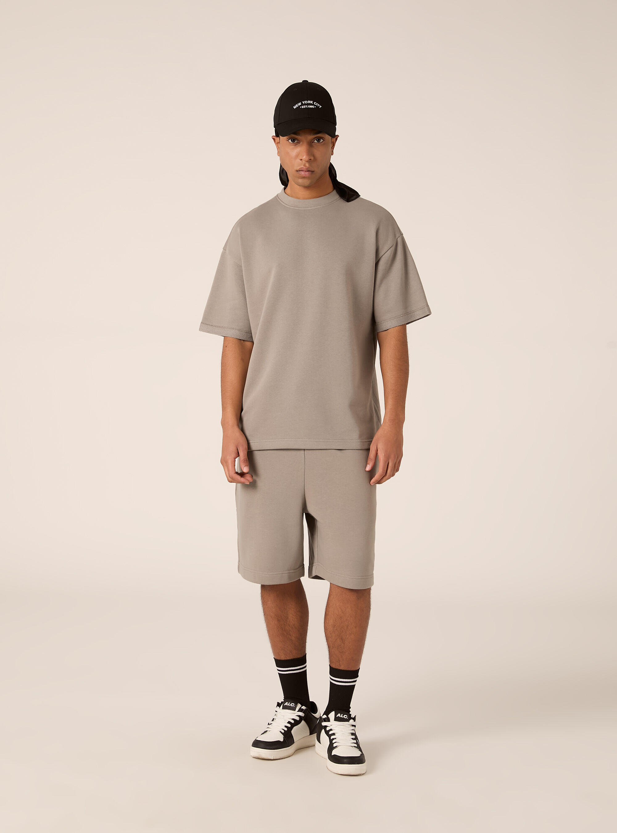 Bermudas b&aacute;sicos de felpa
