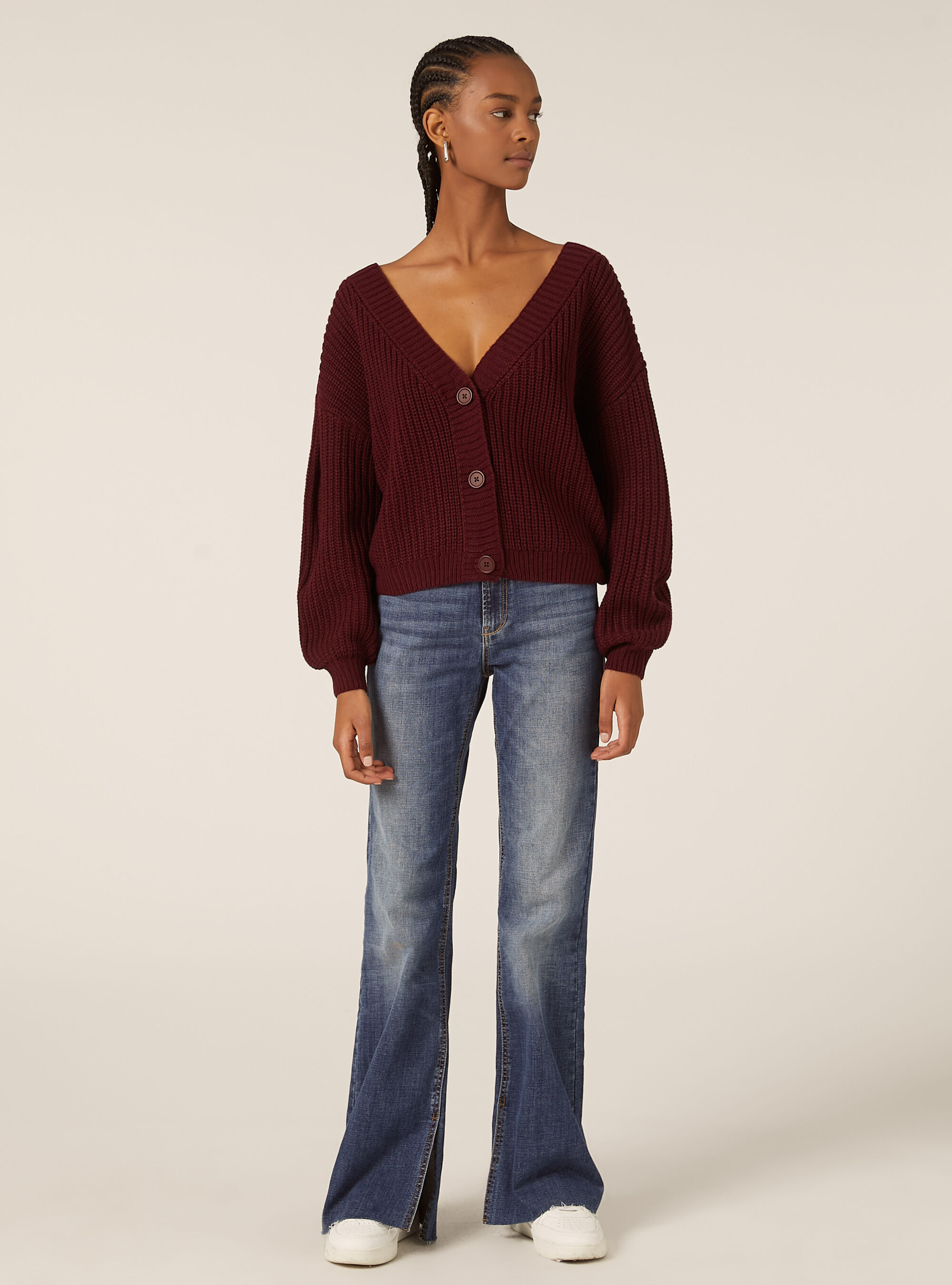 Cardigan en maille &agrave; encolure en V