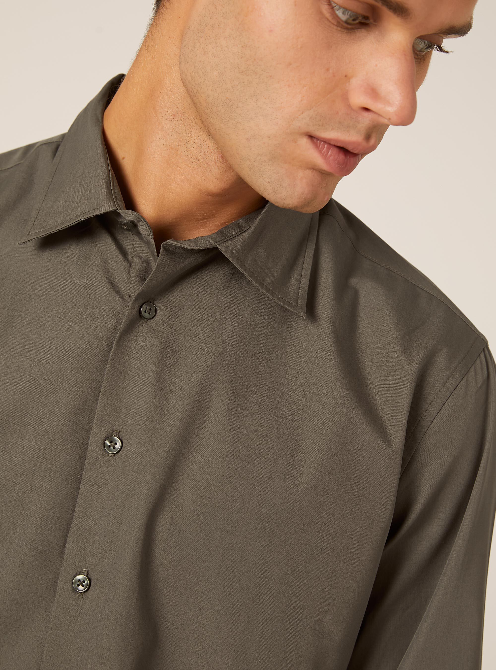 Chemise &agrave; manches longues unie