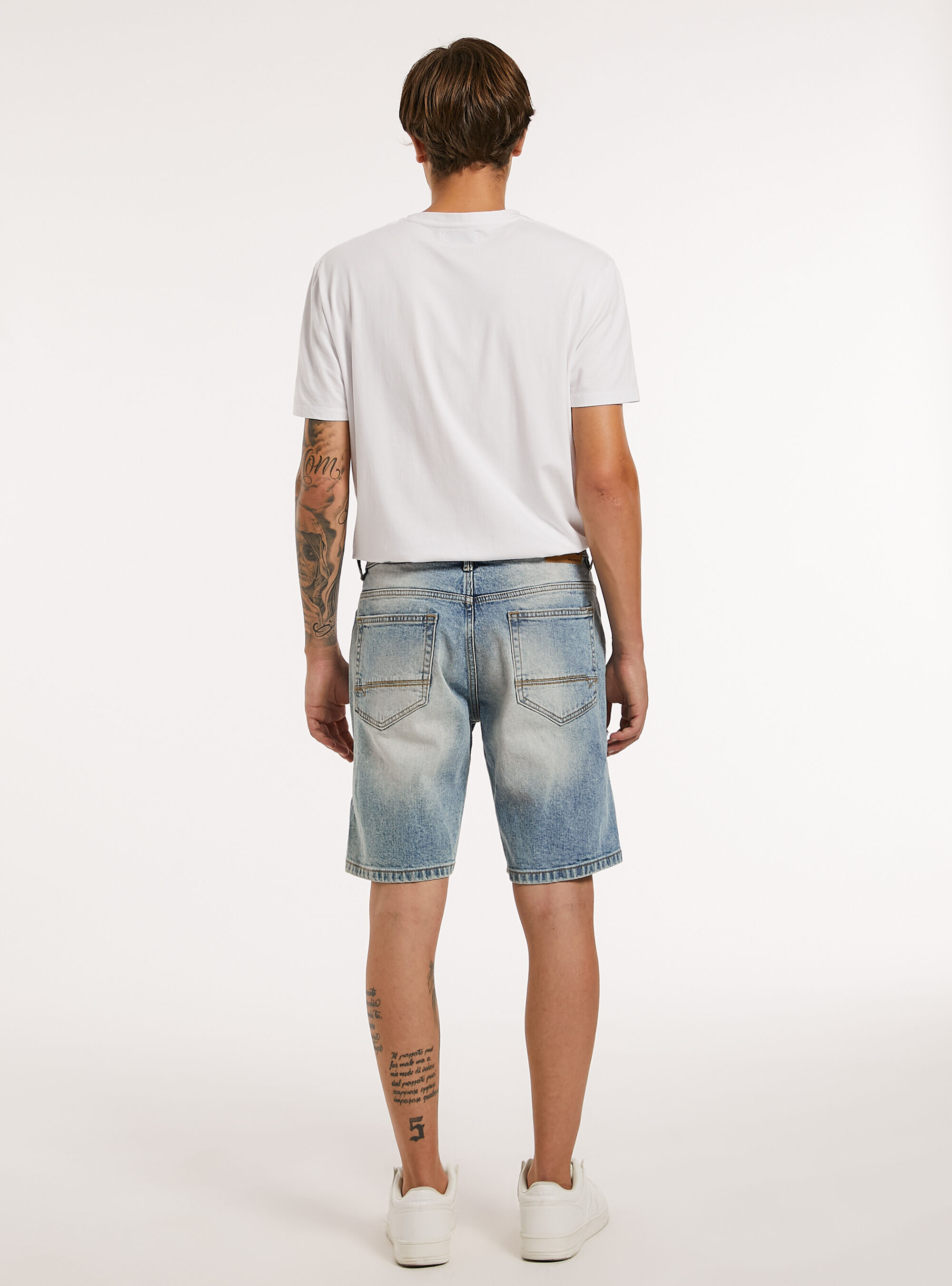 Stretch denim slim fit bermuda shorts with rips, D003 MEDIUM BLUE
