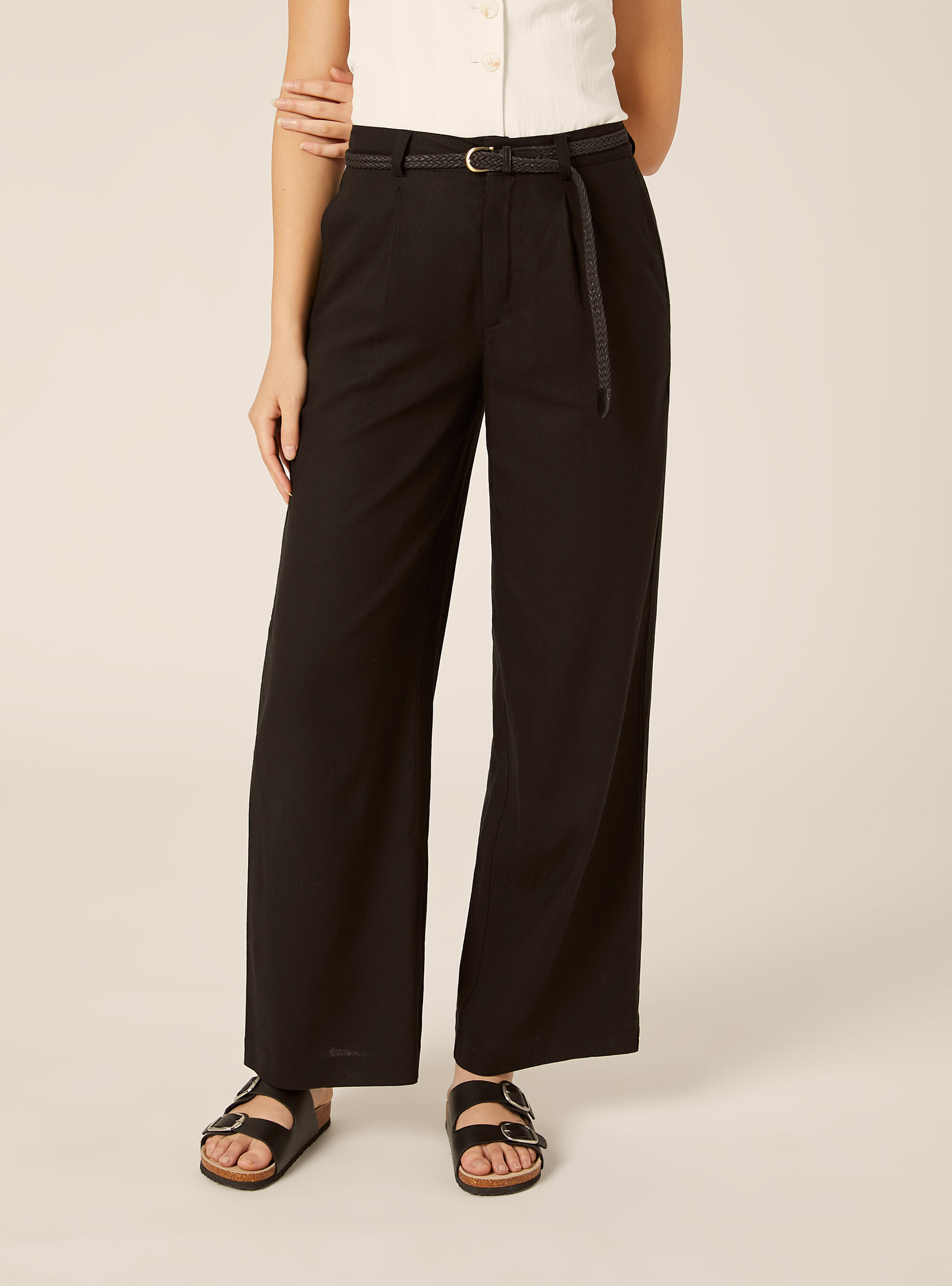 Pantalon en m&eacute;lange de lin avec ceinture