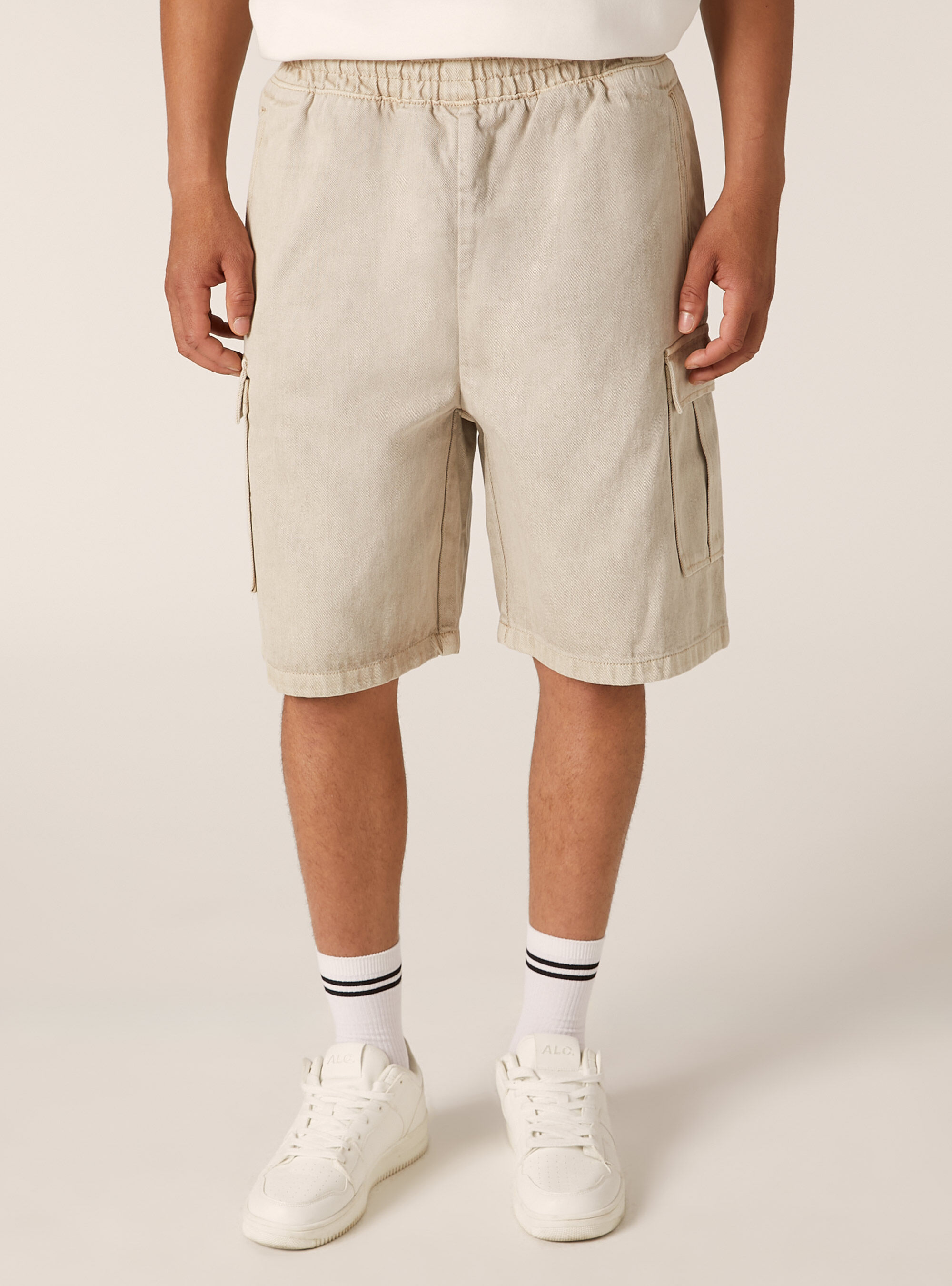 Twill cargo bermuda shorts
