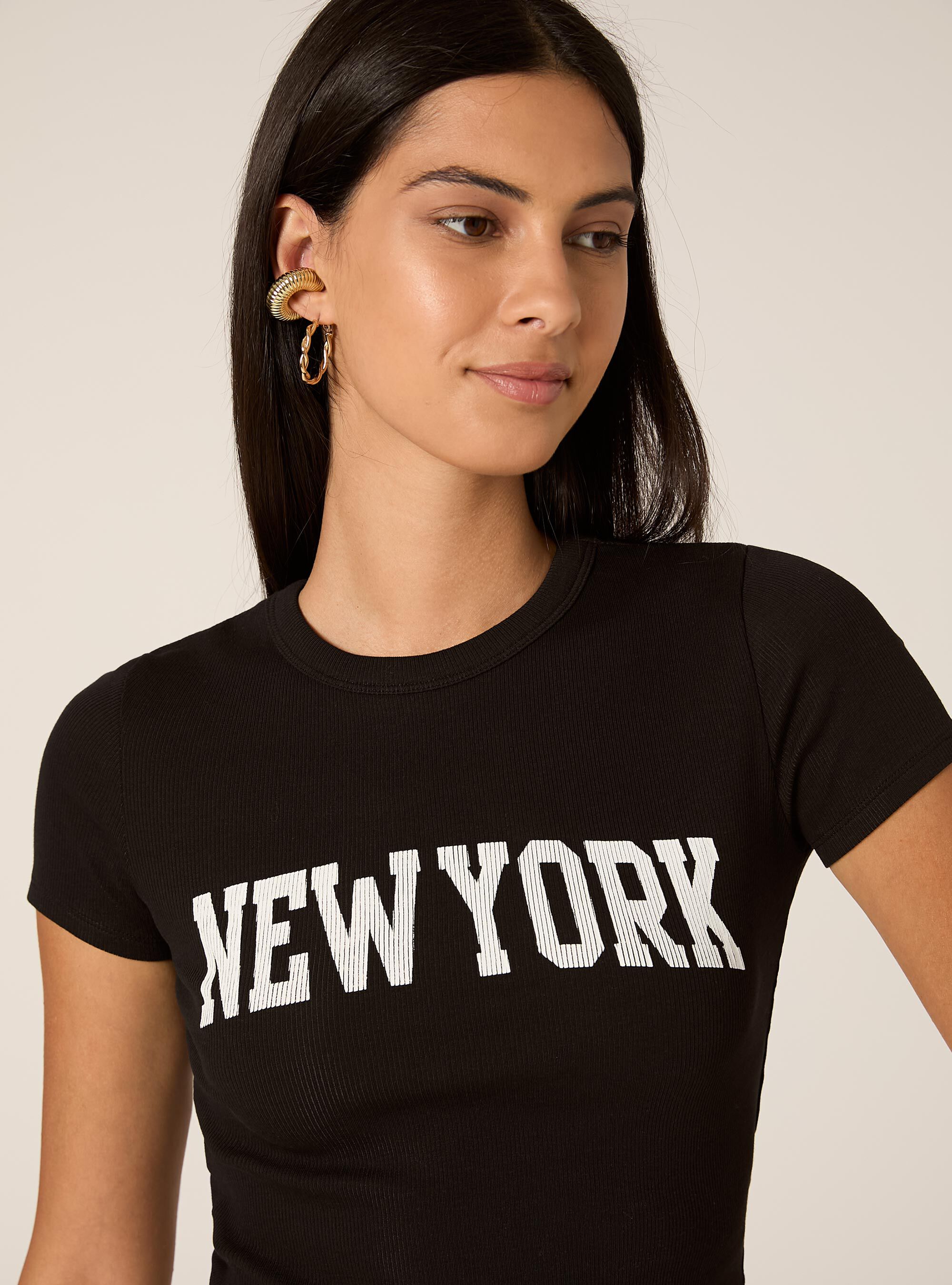 Cropped-T-Shirt mit College-Print, BK1 BLACK