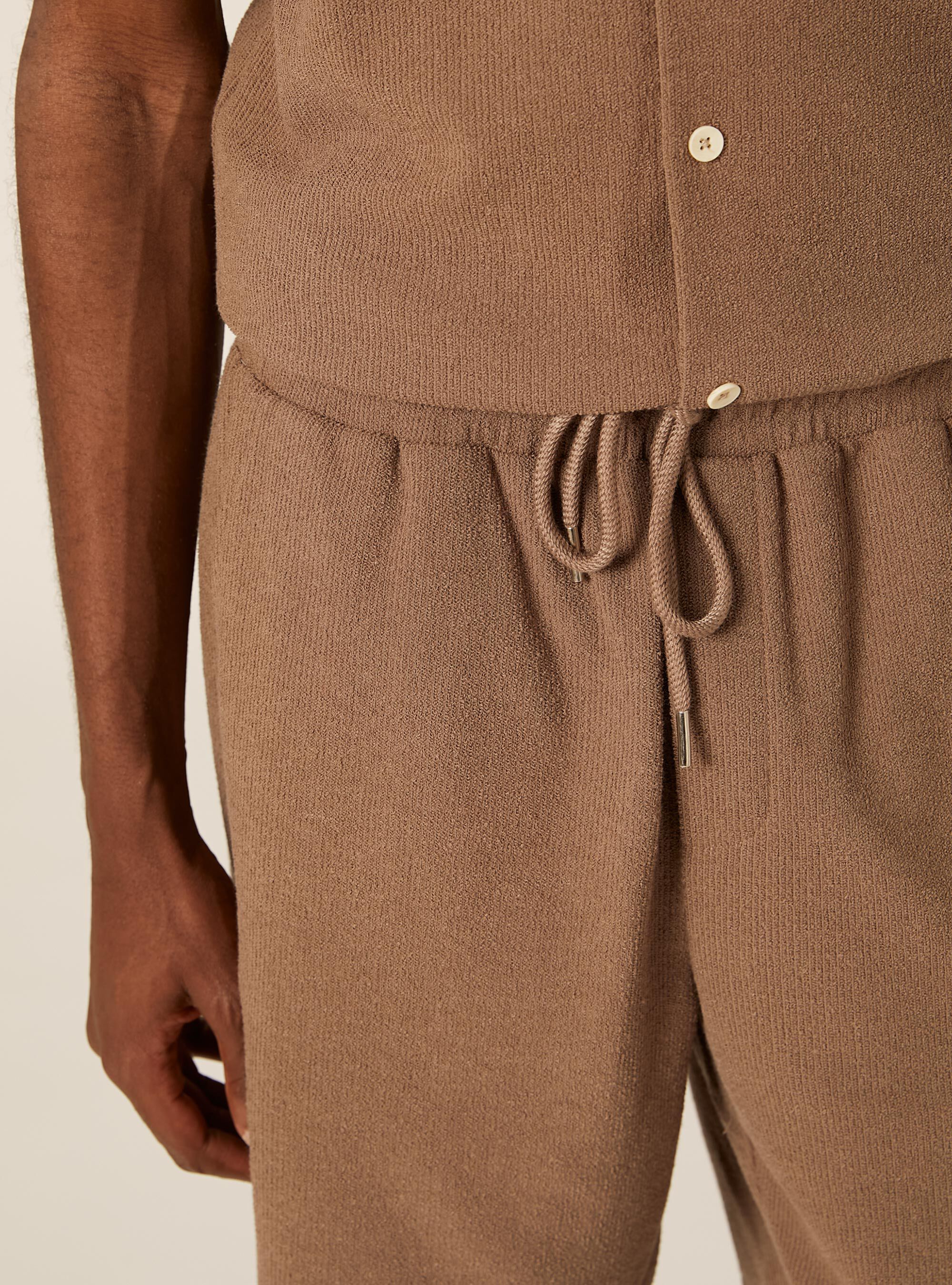 Strukturierte Baumwoll-Bermudas, BR2 BROWN MEDIUM