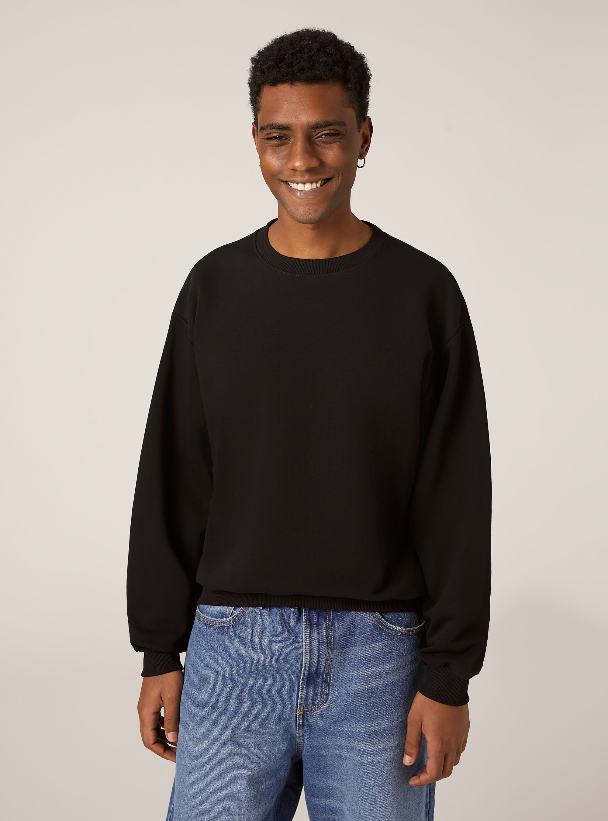Sweat &agrave; col ras-du-cou boxy fit, BK1 BLACK
