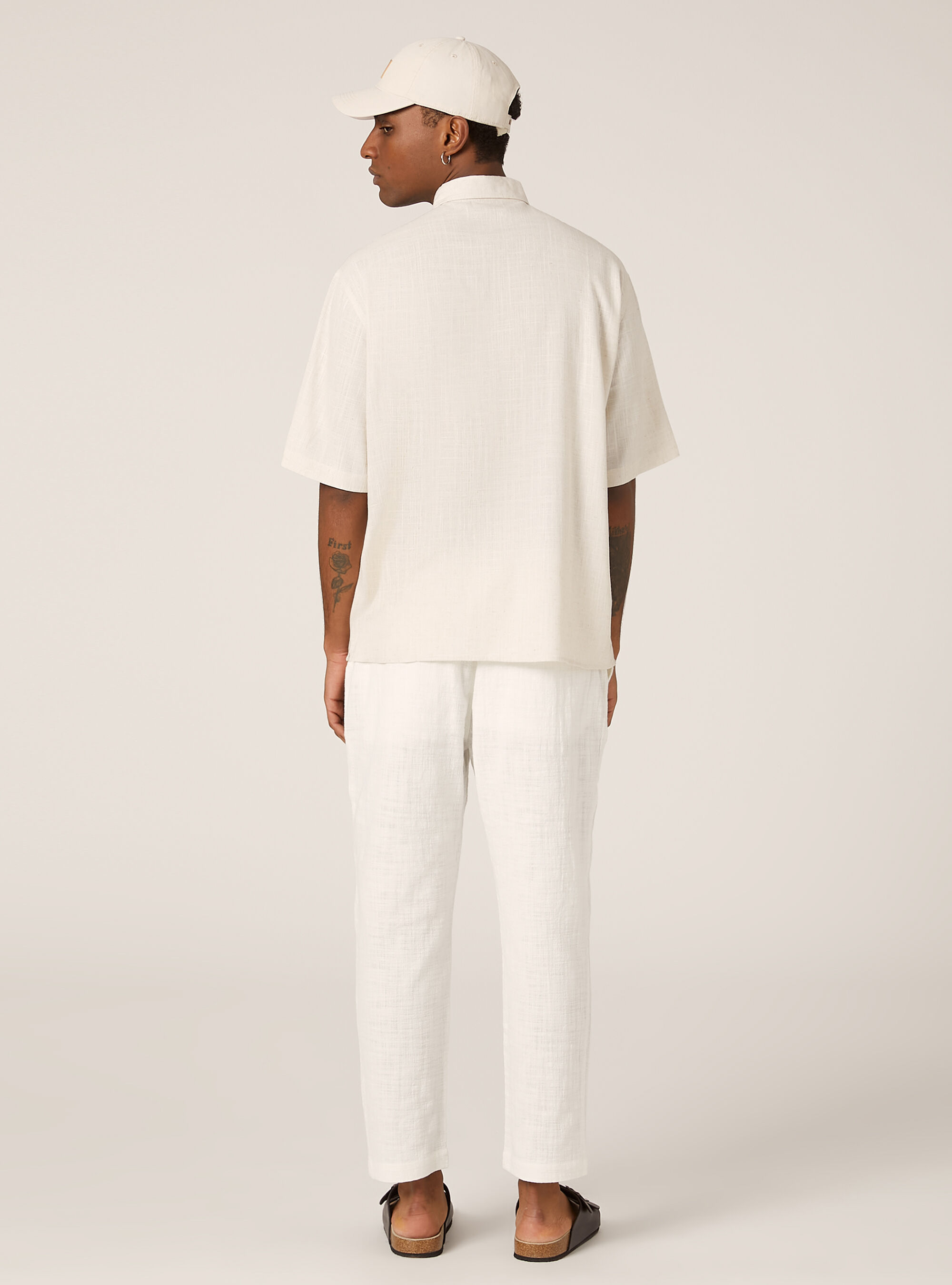 Camisa de manga corta en mezcla de lino, MBG3 BEIGE MEL LIGHT