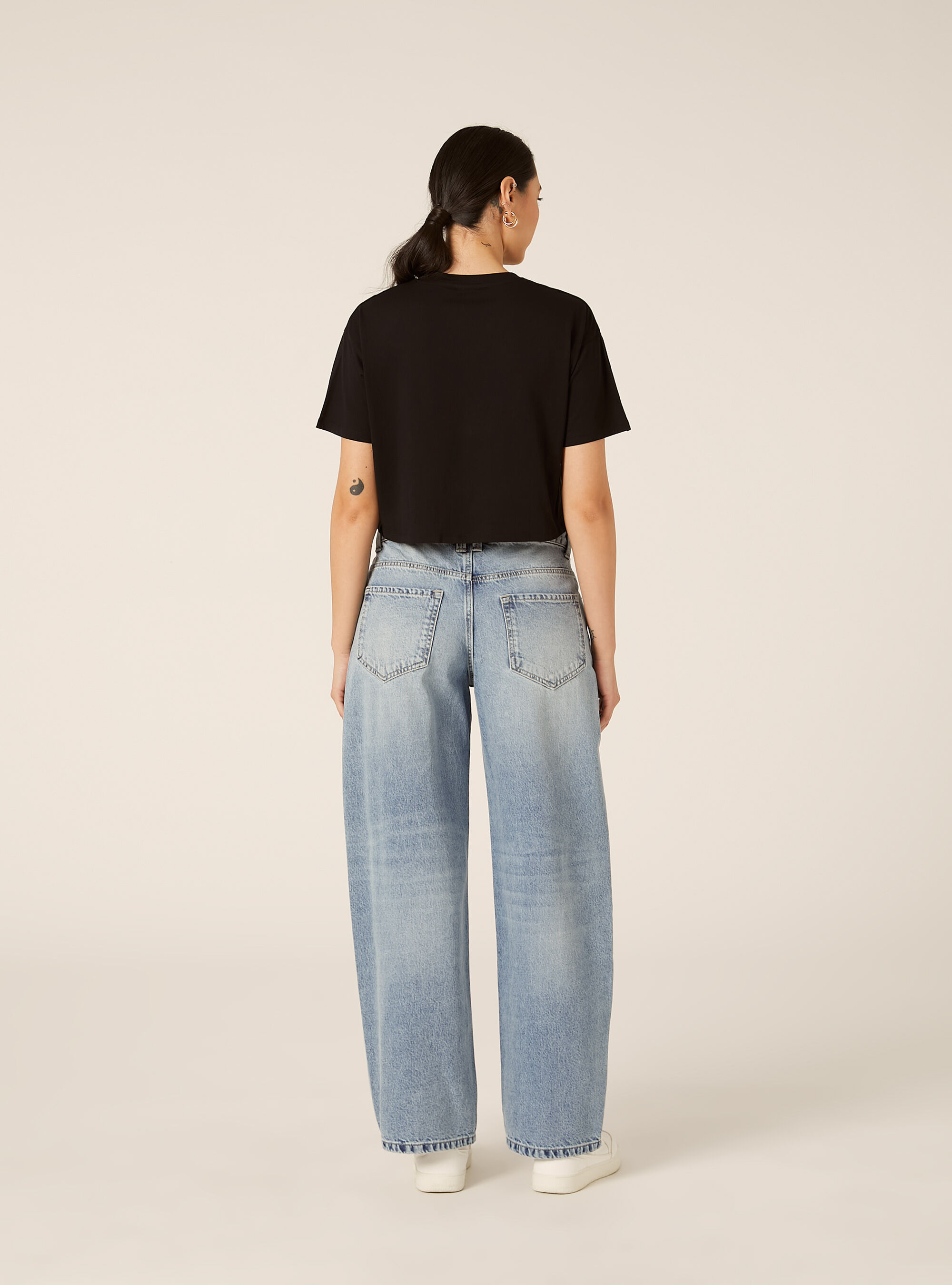 Basic Crew Neck Cropped T-Shirt, BK1 BLACK