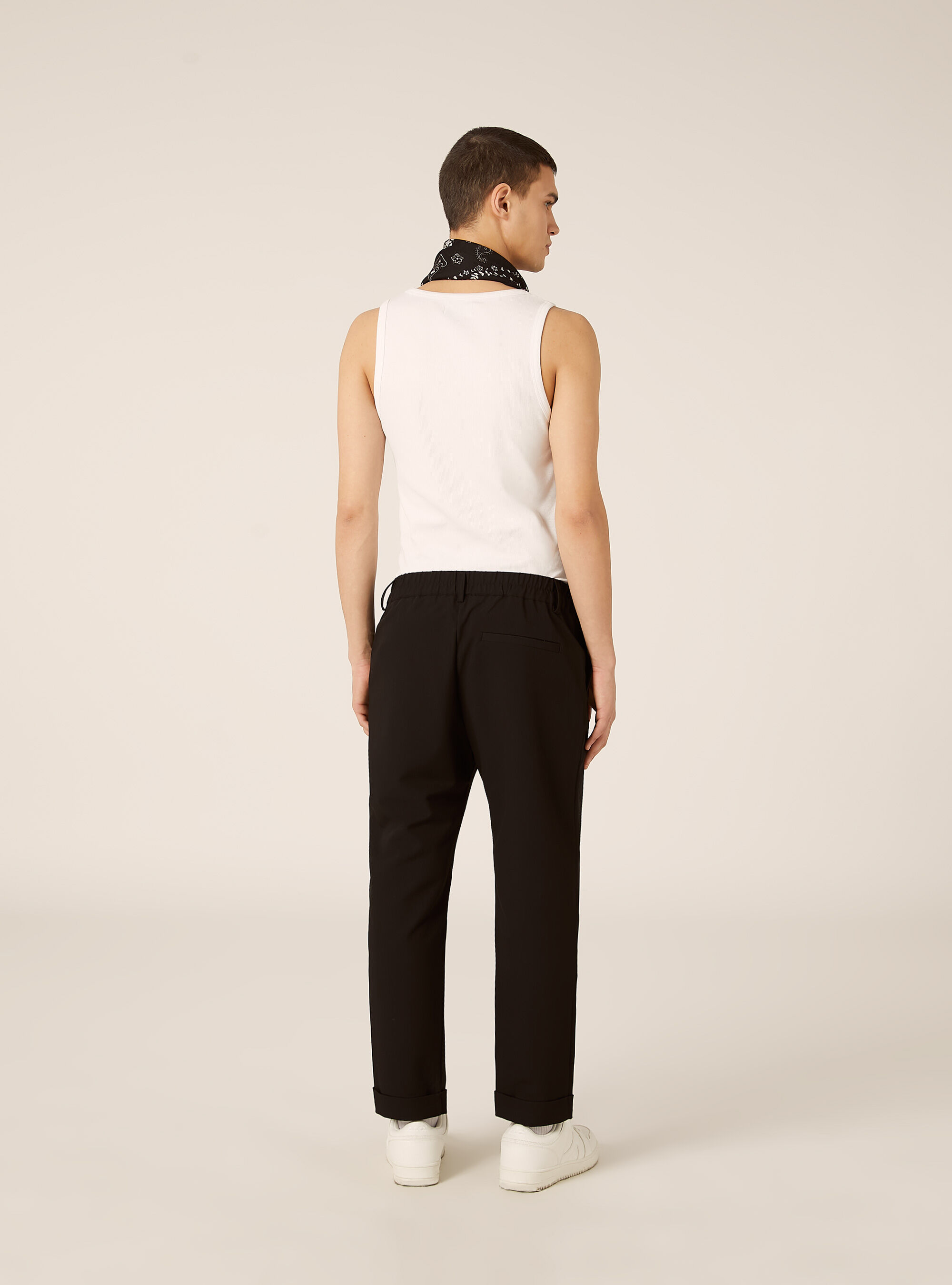 Carrot fit pants with pleats
, BK1 BLACK