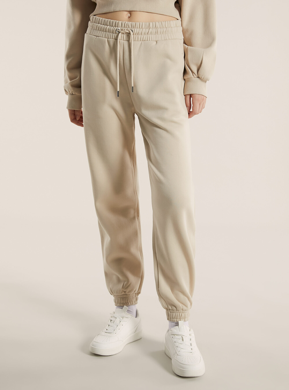Pantaloni jogger