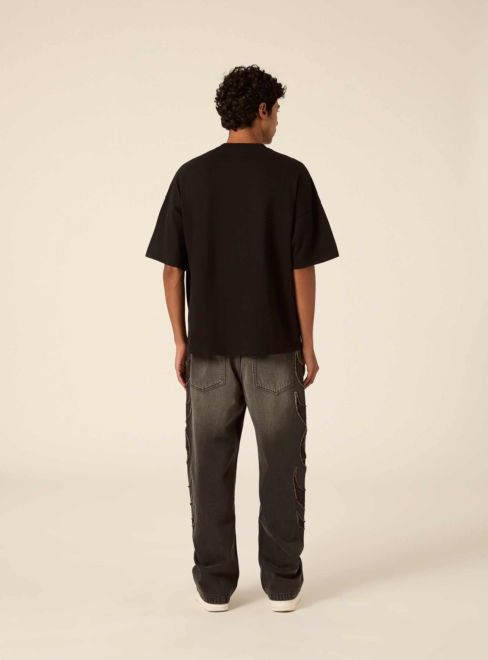 Boxy fit short sleeve tee with dropped shoulders, BK1 BLACK
