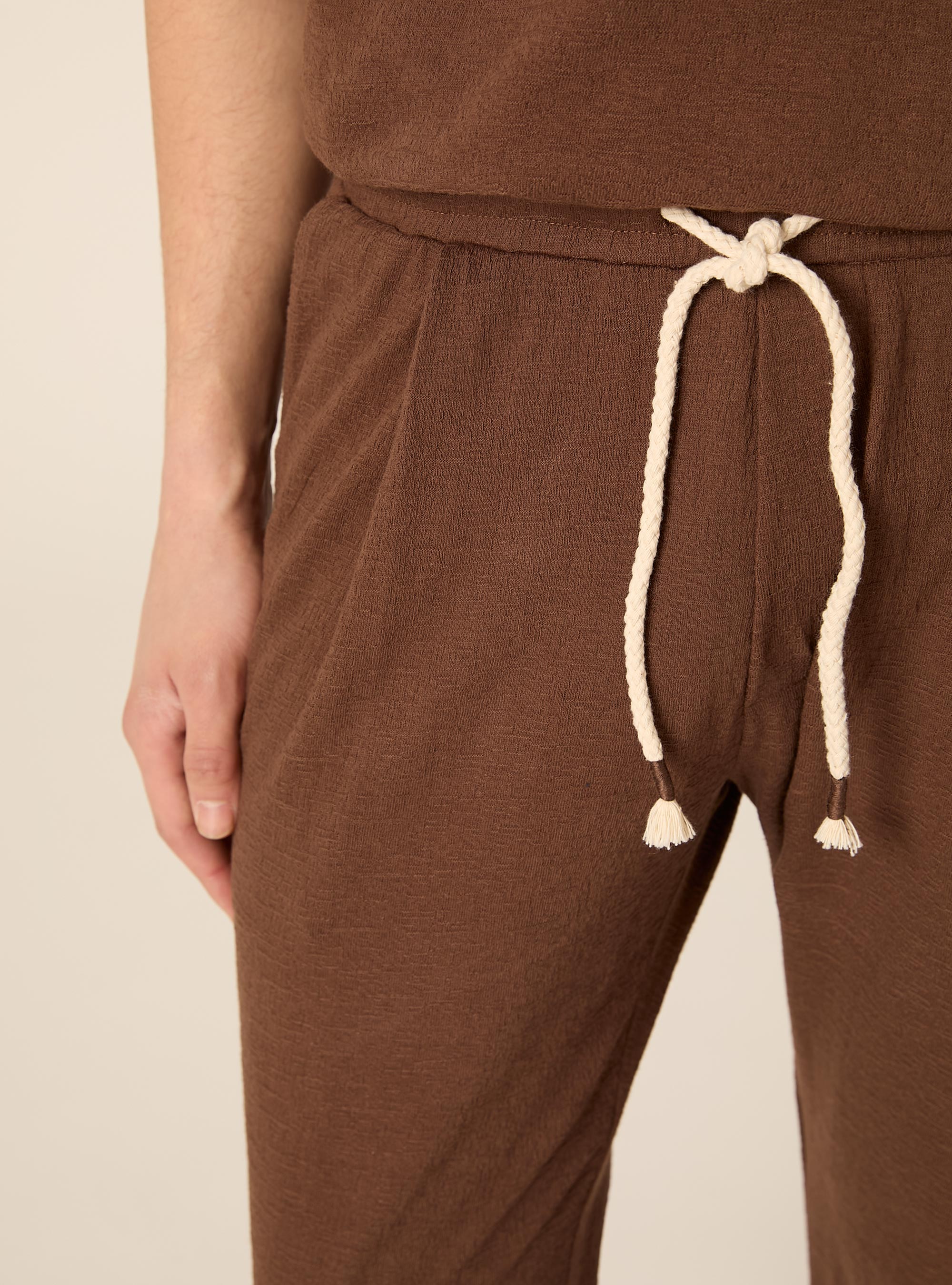 Textured jogger trousers, BR1 BROWN DARK