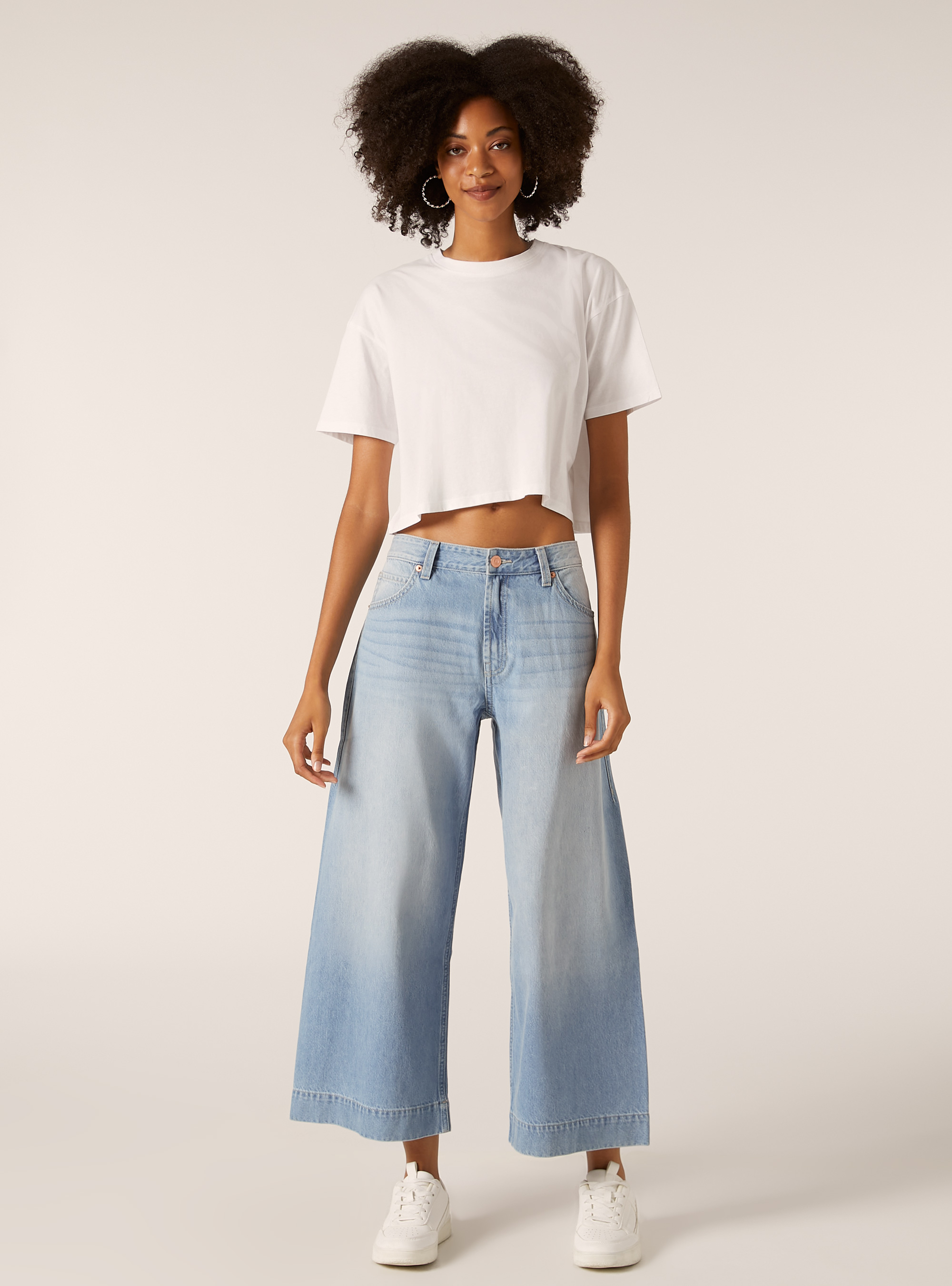 Jean crois&eacute; &agrave; jambe large de couleur, D006 AZURE