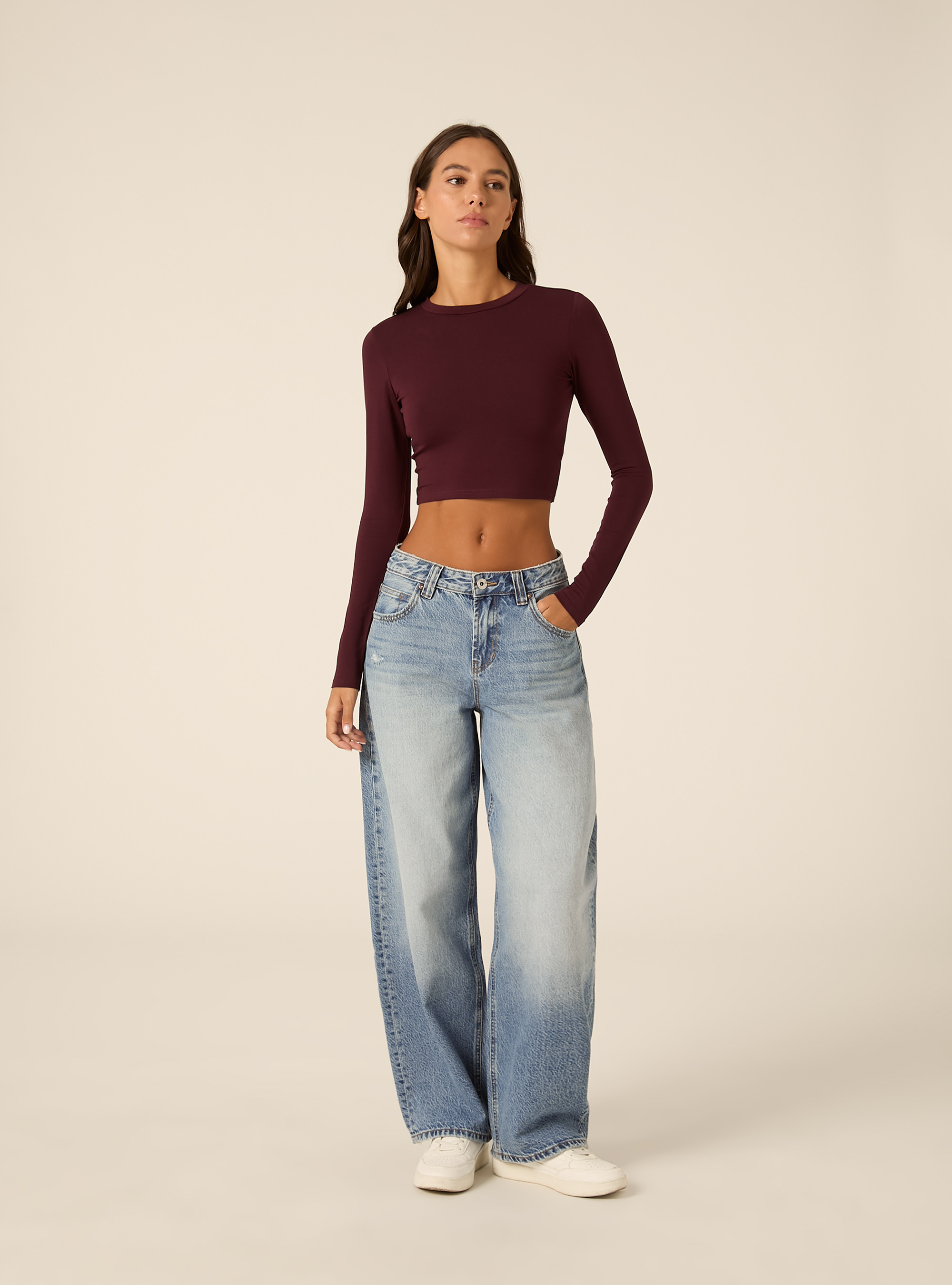 Camiseta Crop de Manga Larga con Cuello Redondo, BO1 BORDEAUX DARK