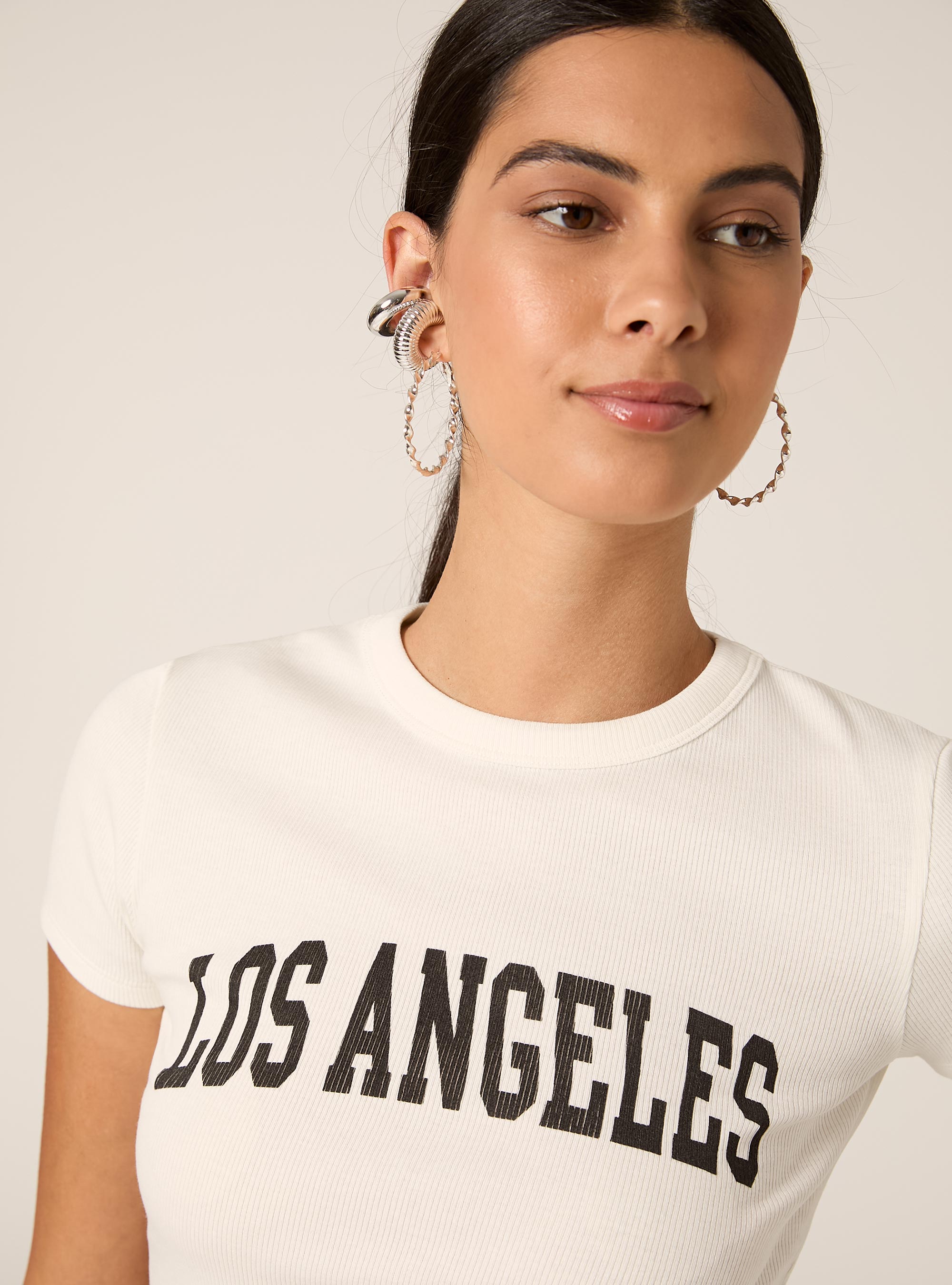 Cropped-T-Shirt mit College-Print, WH1 OFF WHITE