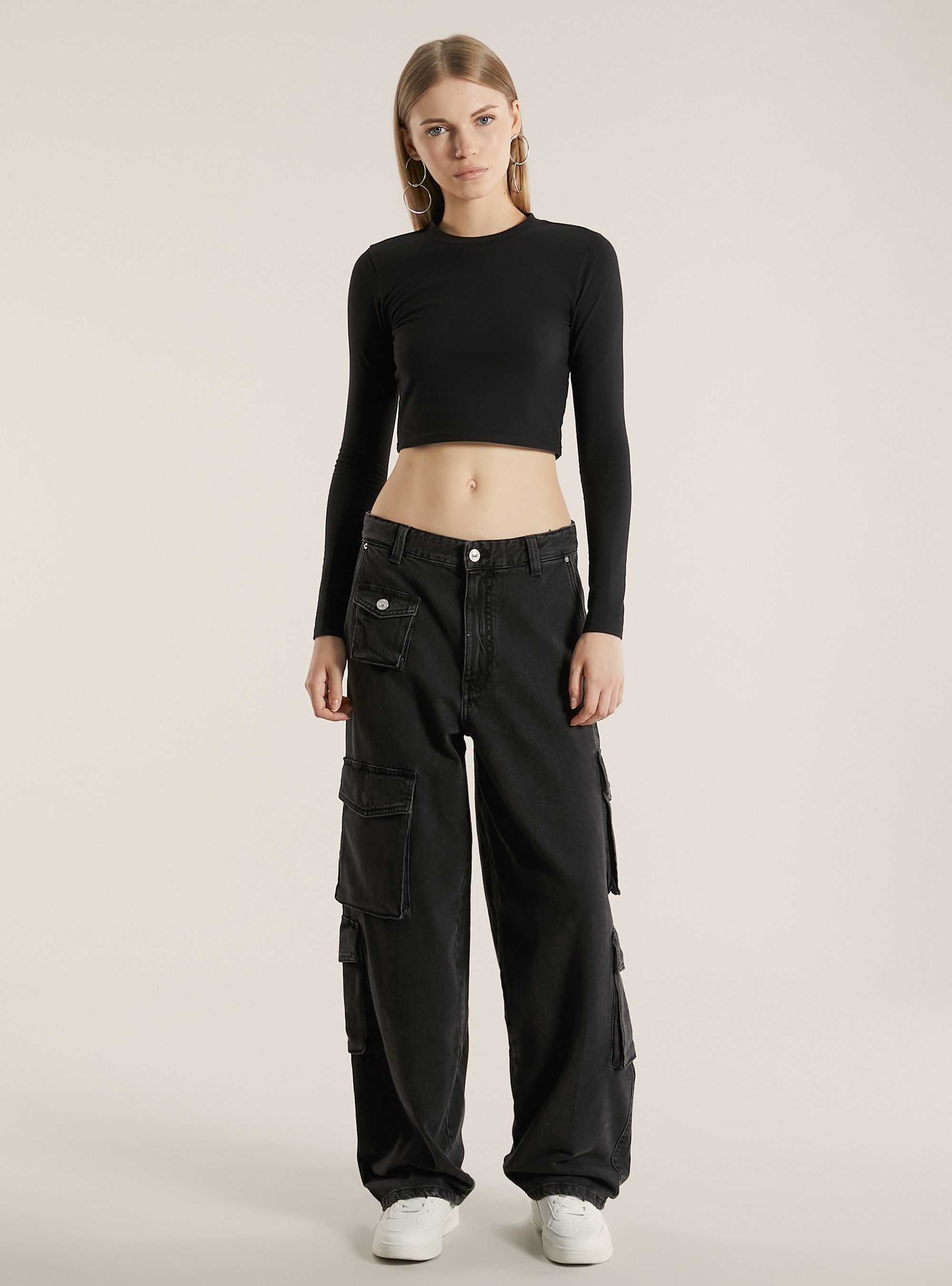 Jeans multi-cargos &agrave; coupe confortable, D000 BLACK