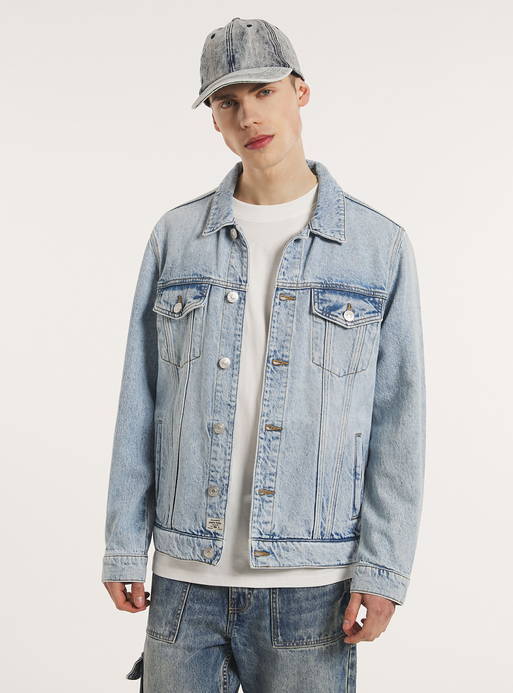 Veste en denim &agrave; coupe r&eacute;guli&egrave;re, D006 AZURE