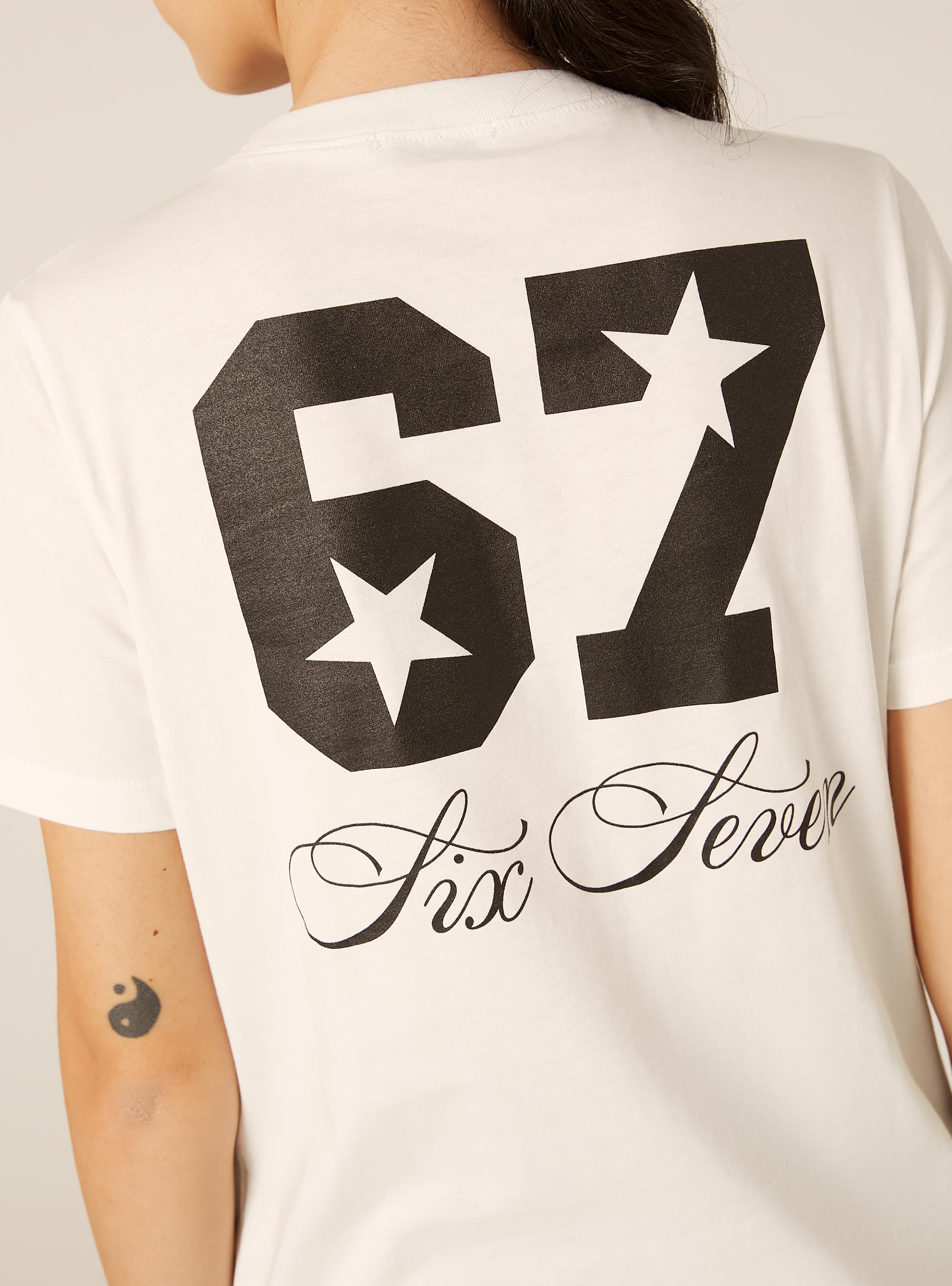 T-Shirt avec Imprim&eacute; Six Seven, WH1 OFF WHITE