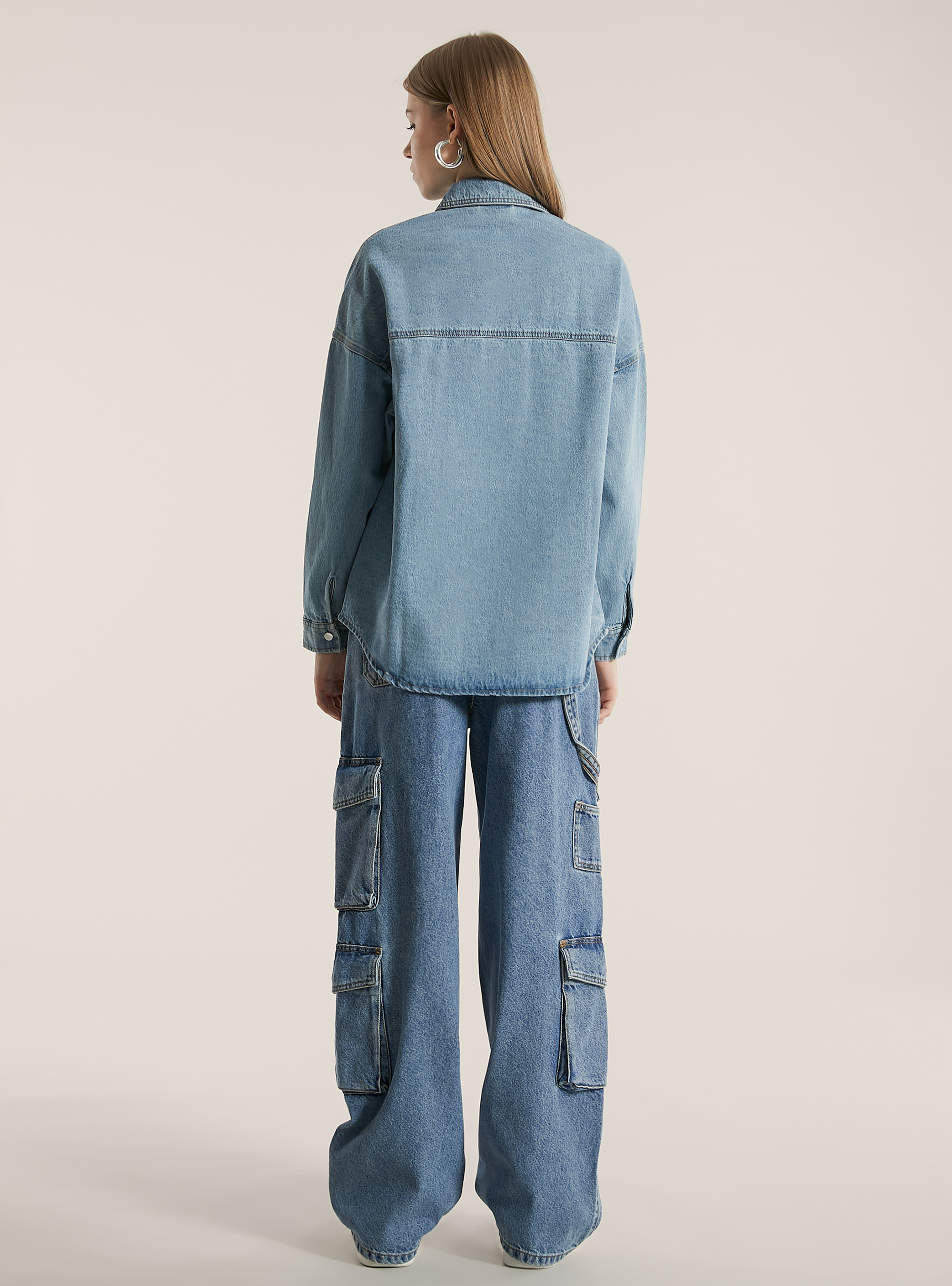 Giacca camicia in denim con tasconi, D005 LIGHT BLUE