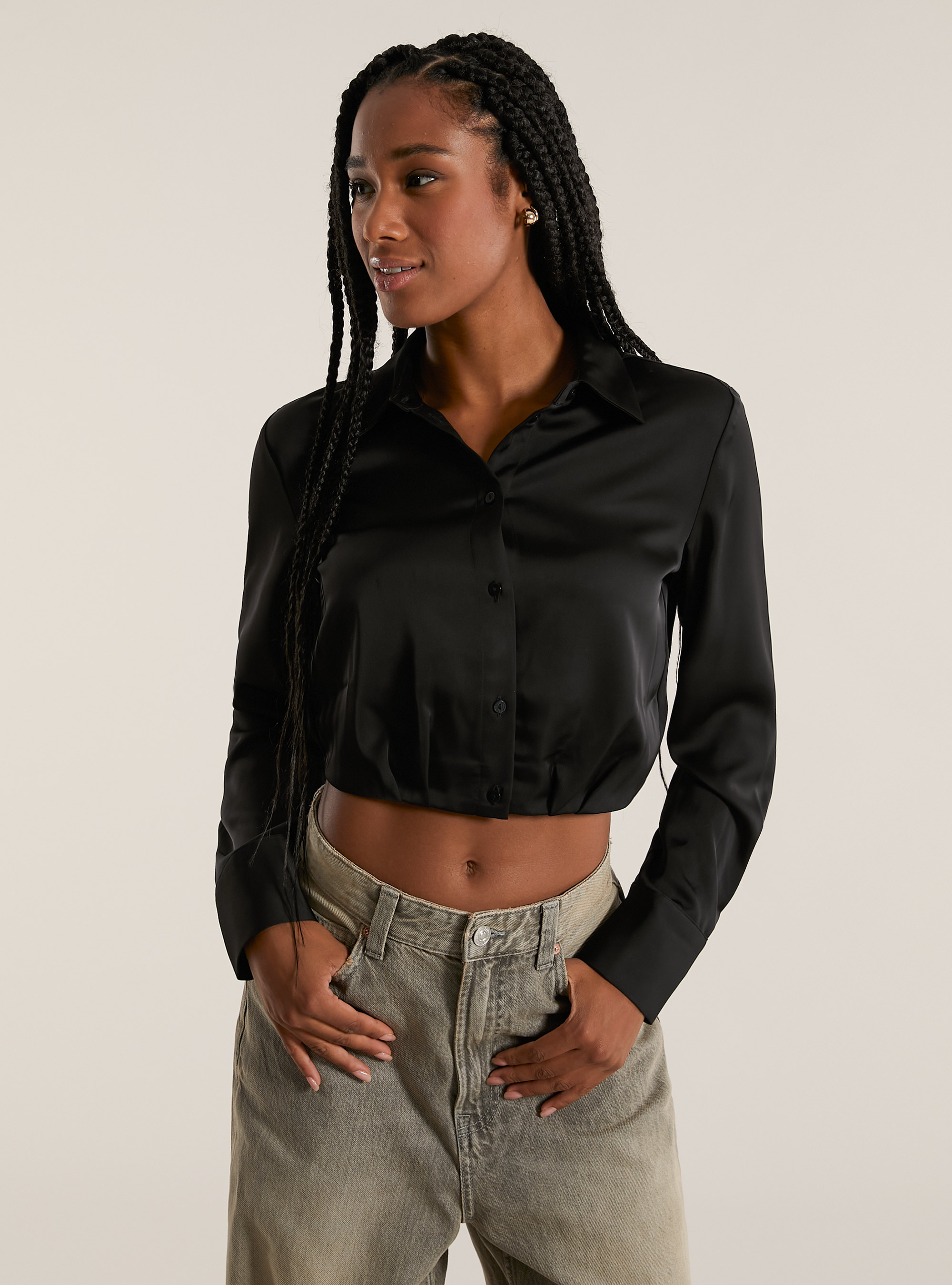 Chemise crois&eacute;e en satin, BK1 BLACK