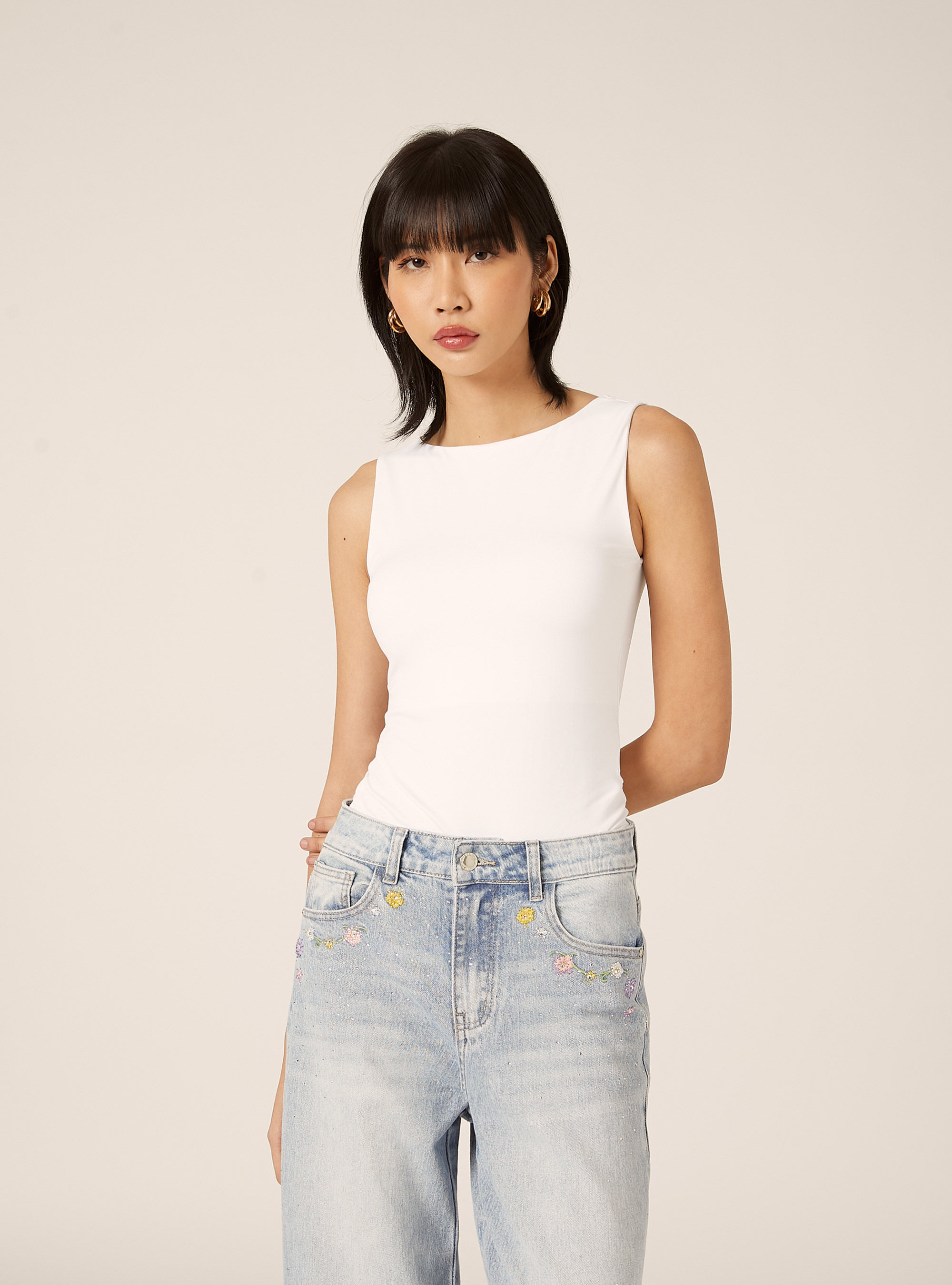 Body con cuello halter el&aacute;stico, WH3 WHITE
