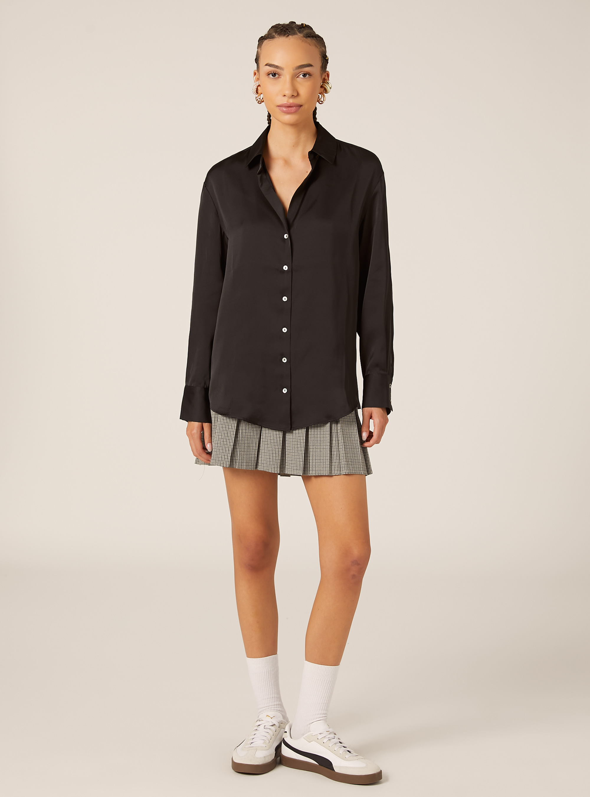 Chemise en satin uni, BK1 BLACK