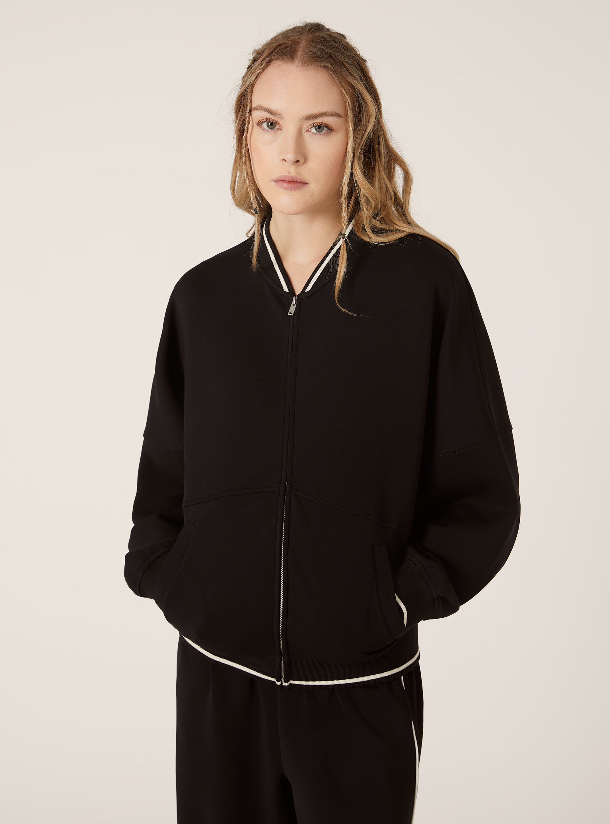 Sweat-shirt zipp&eacute; soft touch, BK1 BLACK