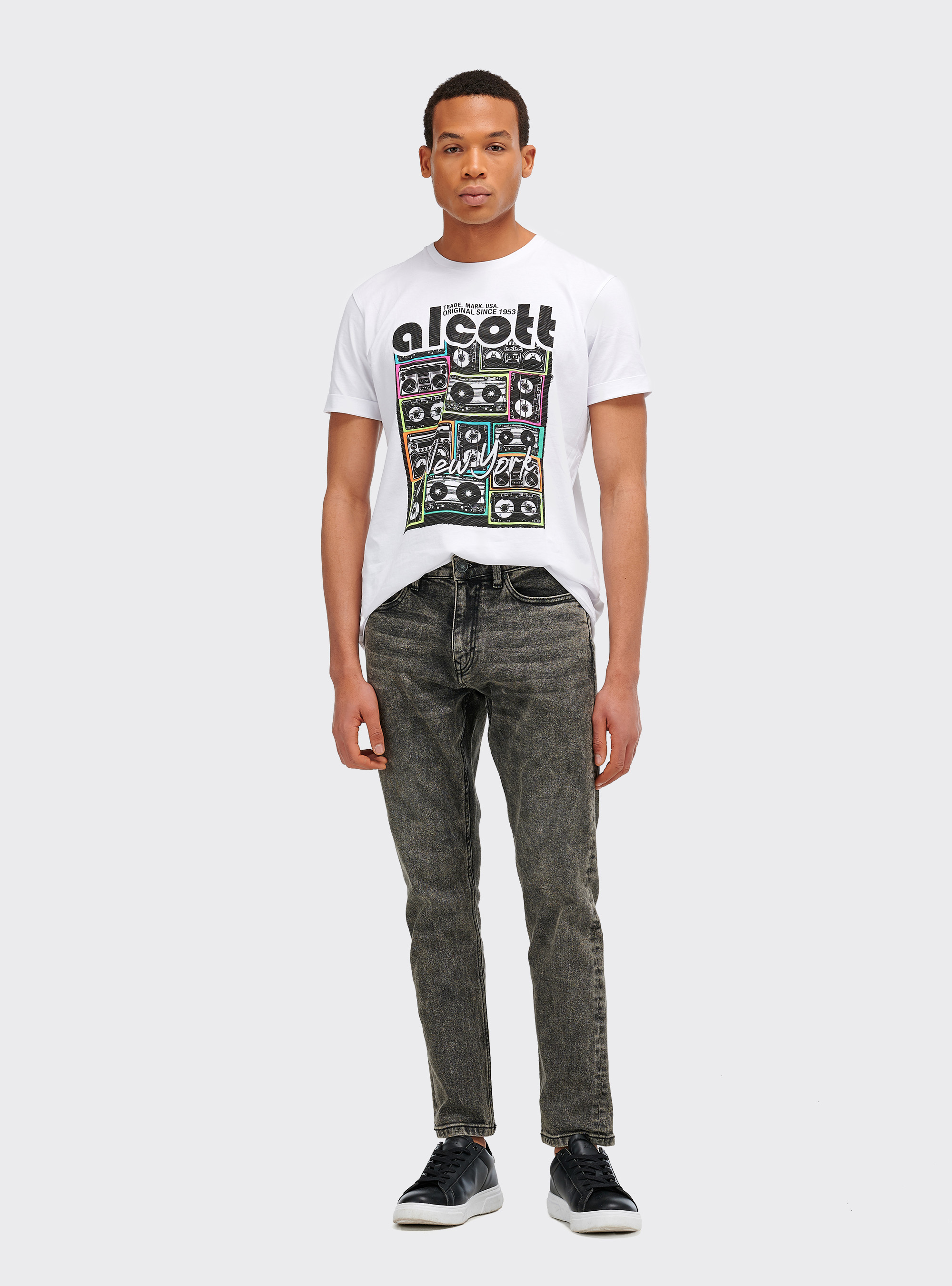 Jeans slim fit de algod&oacute;n org&aacute;nico, GRIS