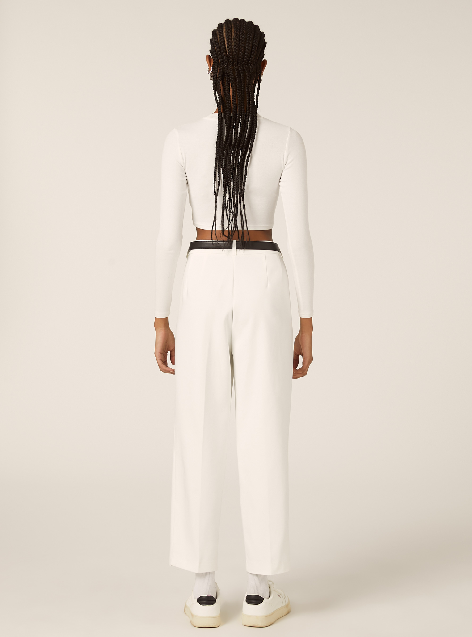 Pantalon ajust&eacute; avec ceinture, WH1 OFF WHITE