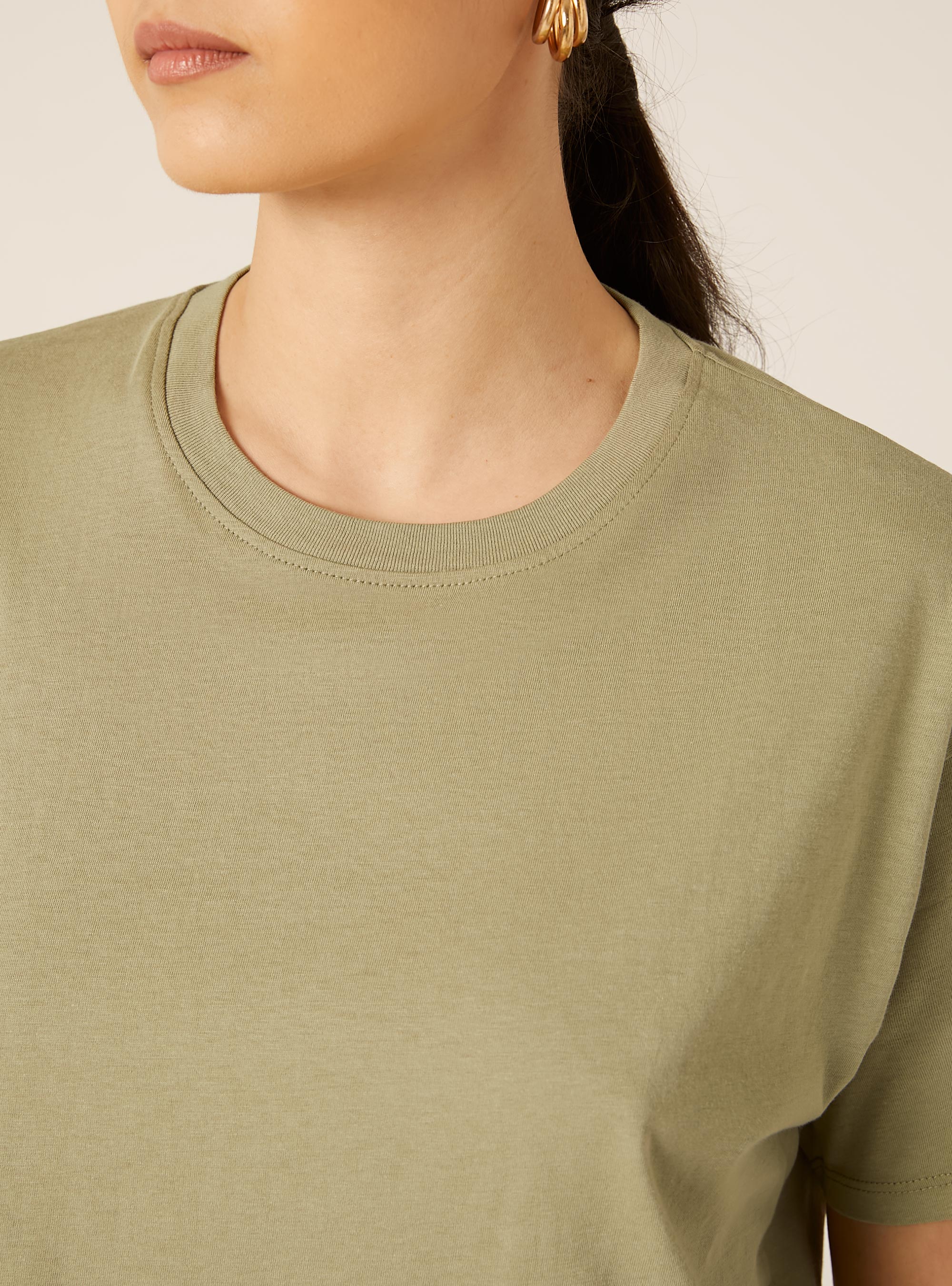 Basic Crew Neck Cropped T-Shirt, KY2 KAKY MEDIUM