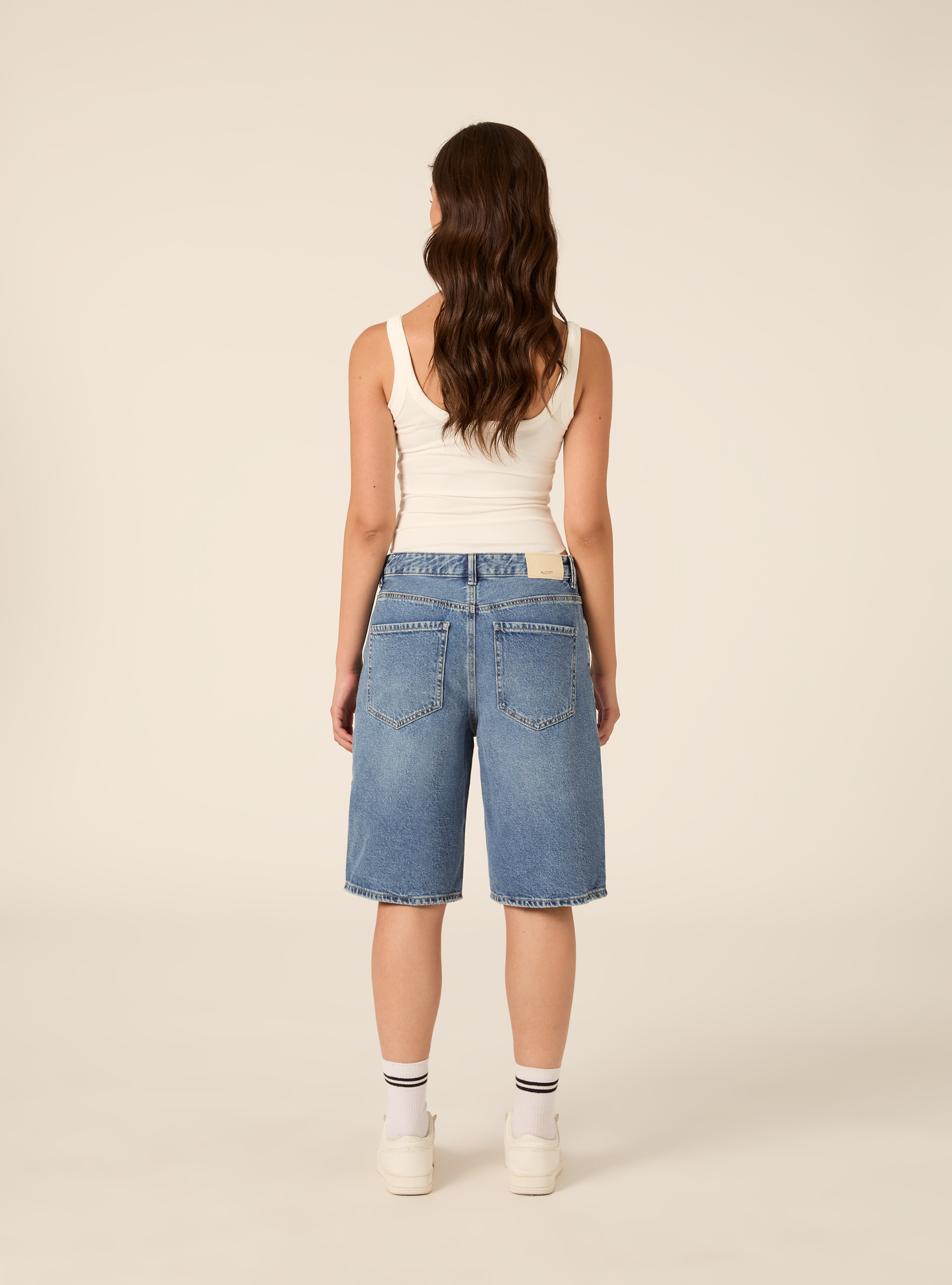 Bermuda jort in denim, D004 MEDIUM LIGHT BLUE