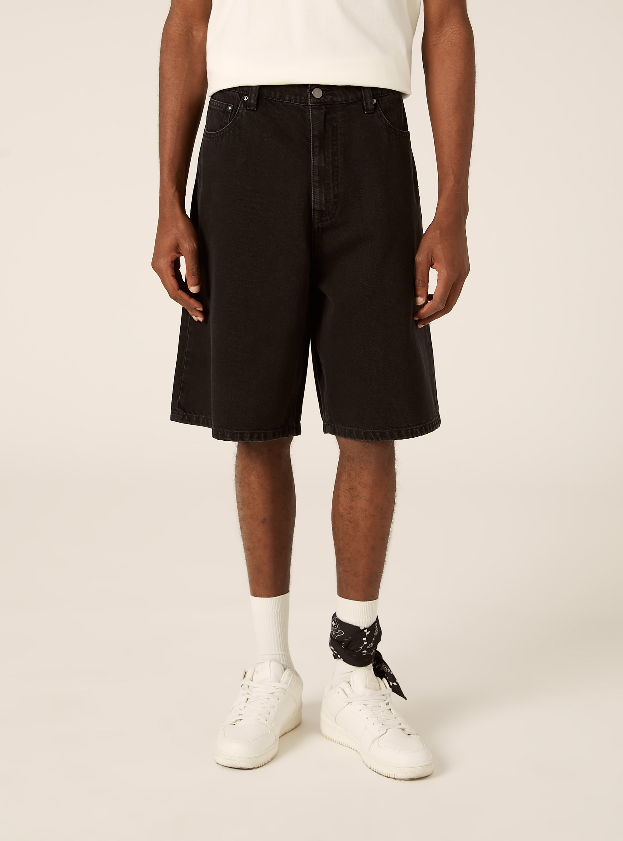 Jorts loose fit, NERO