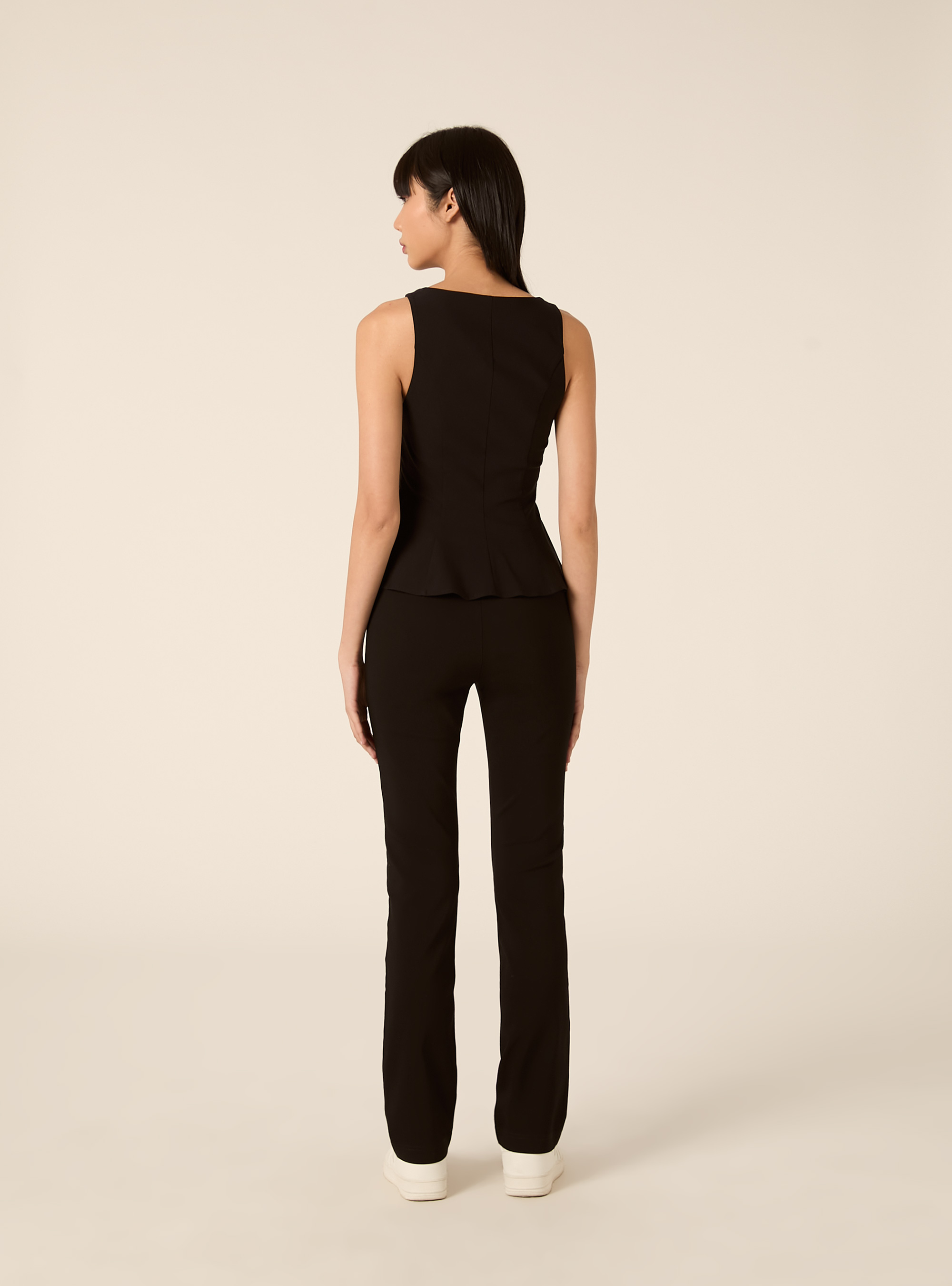 Flared top with ruffles, BK1 BLACK