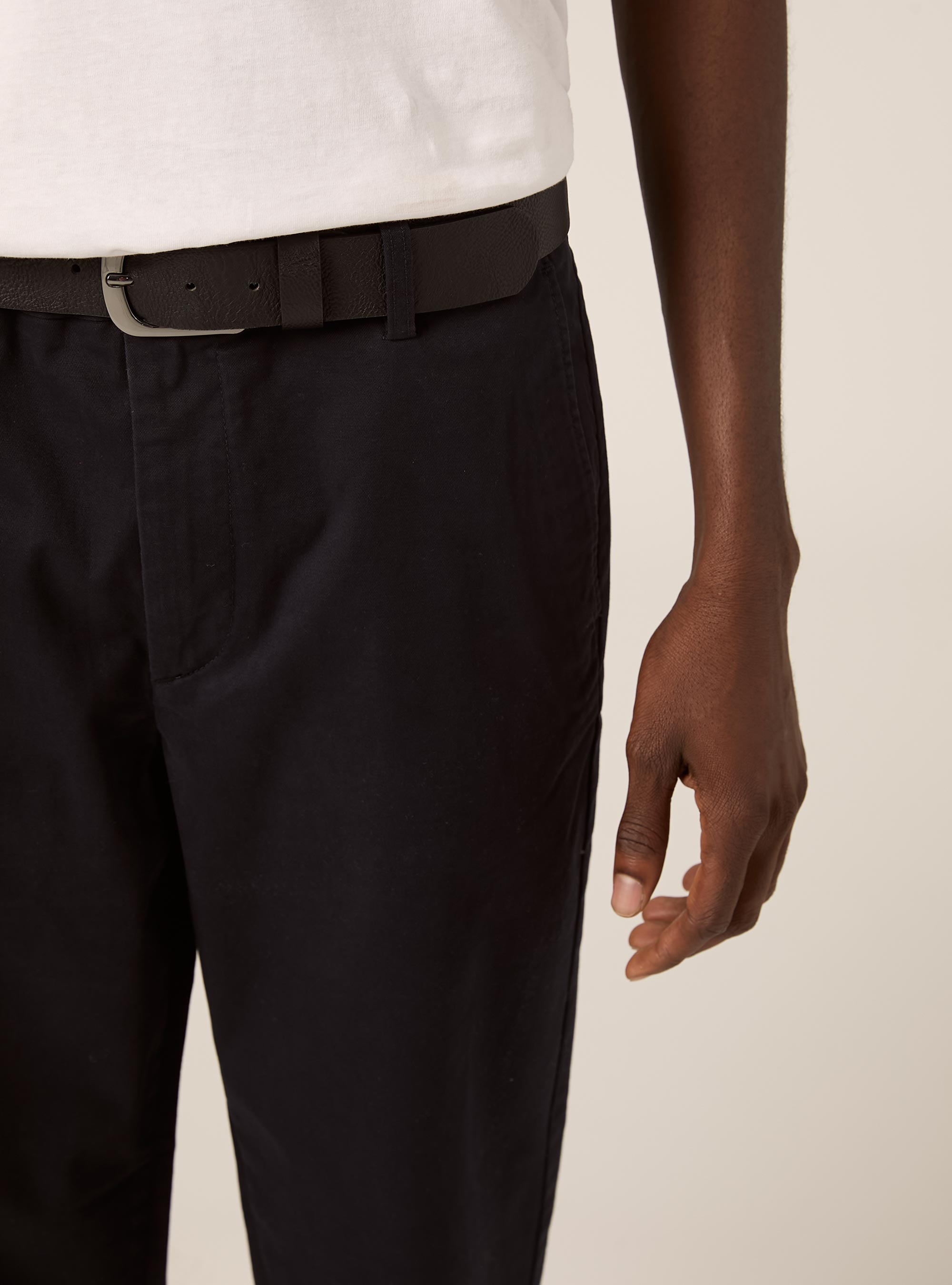 Slim fit stretch twill chino pants, NA1 NAVY DARK