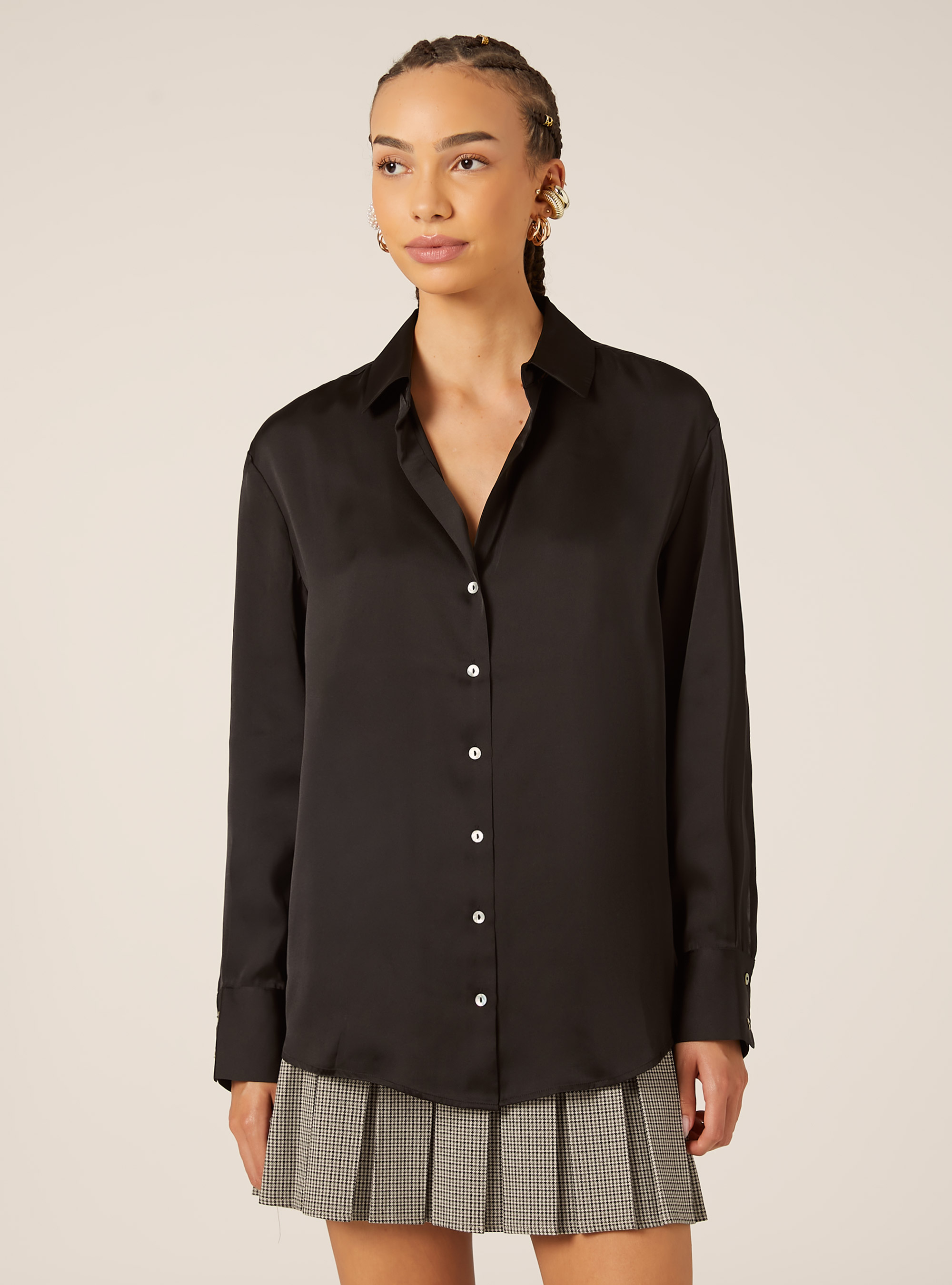 Chemise en satin uni, BK1 BLACK