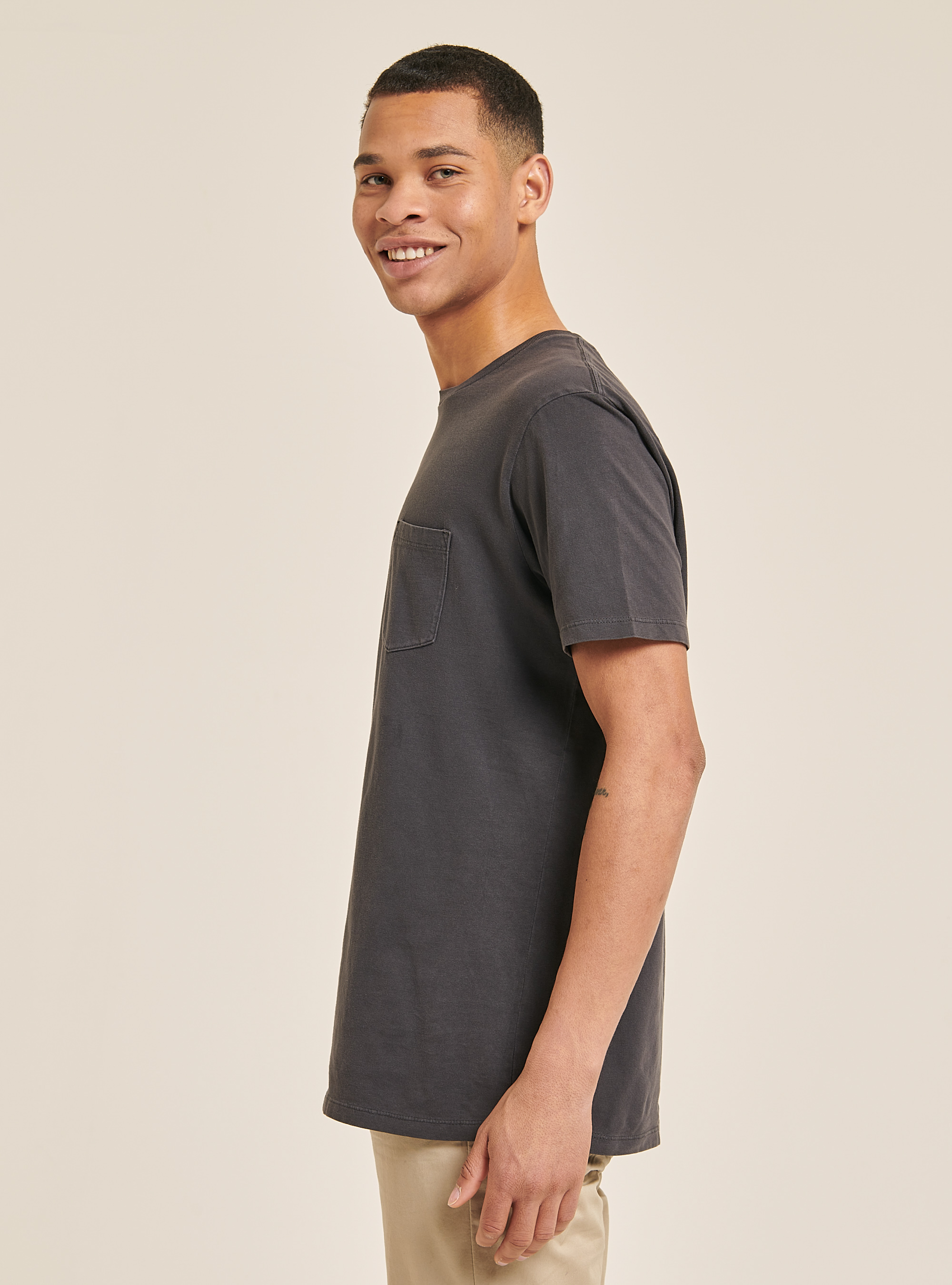 Crew-neck t-shirt with pocket, GY1 GREY DARK