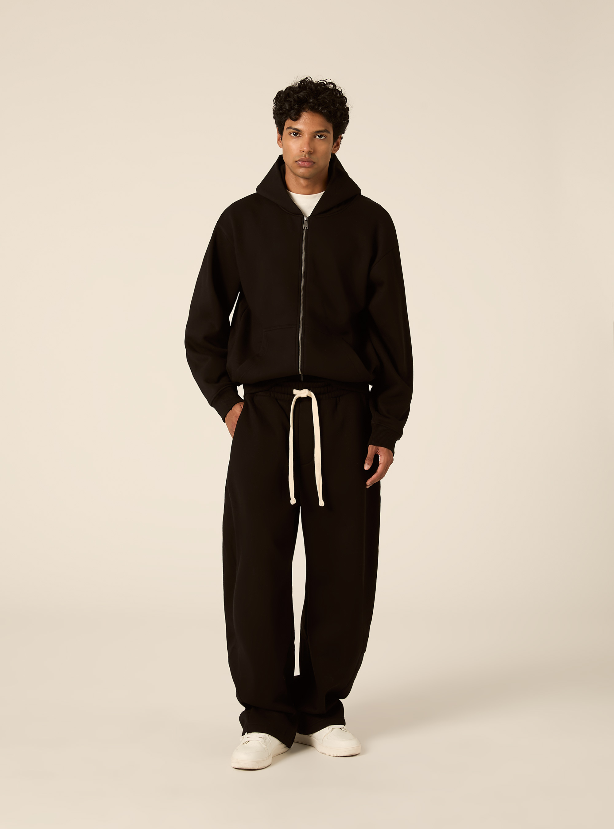 Sweat &agrave; capuche zipp&eacute; coupe boxy, BK1 BLACK