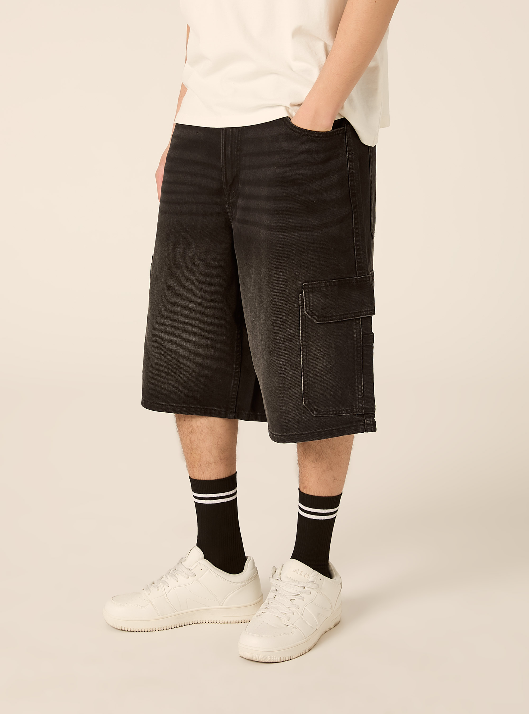 Bermuda cargo in denim, D000 BLACK